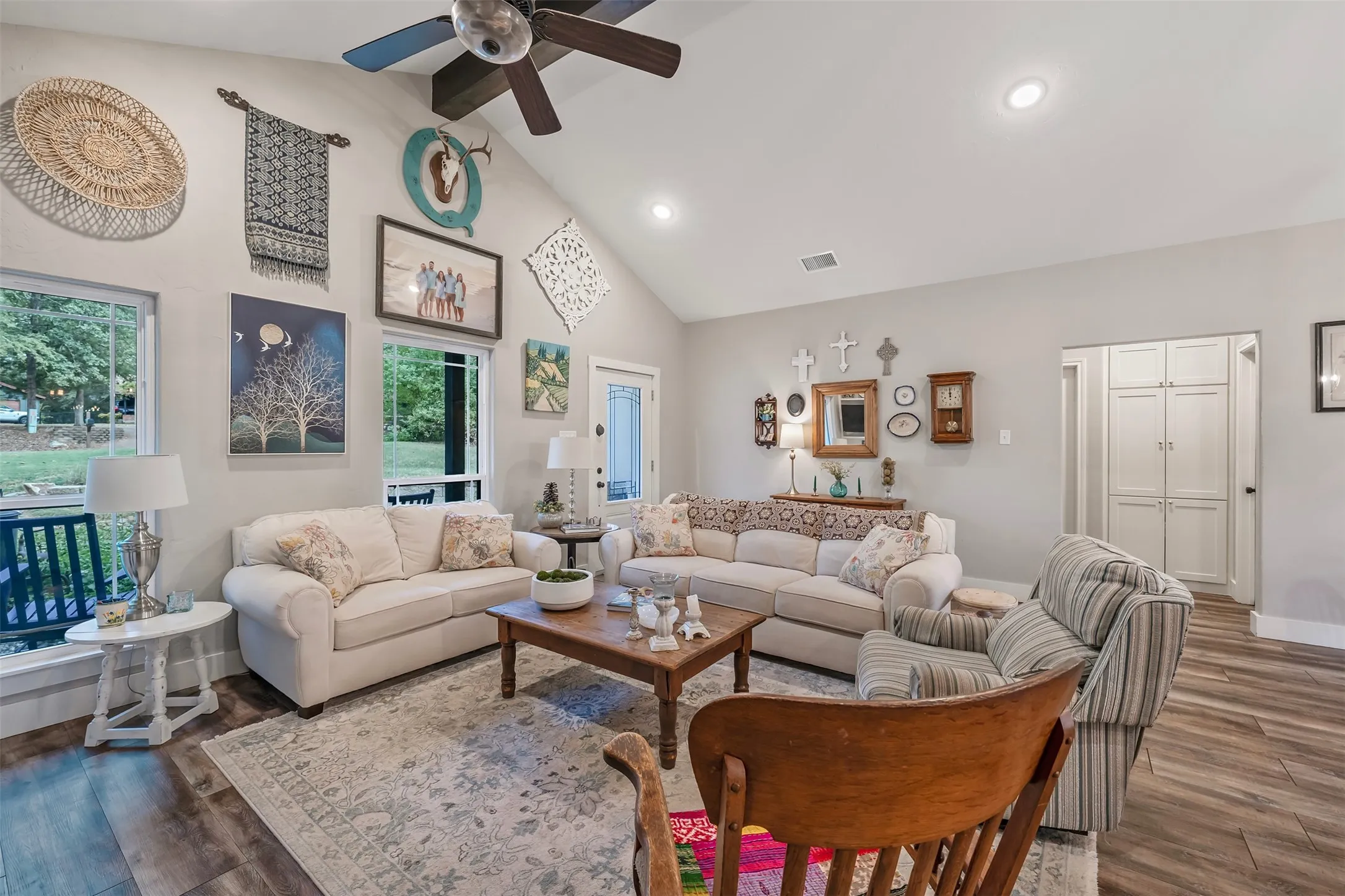 Single Family Residence For Sale in Wood County , 186 Pleasant Hill Lane, Holly Lake Ranch, Texas 75765, 3 Bedroom, 2 Bathroom, 2 Garage spaces, 1,754 Sqft, built in 2021, mls#21385490, Real Estate Agent in Holly Lake Ranch, Homes For Sale in Wood county, Homes For Sale in Holly Lake Ranch, Realtor in Holly Lake Ranch Texas, Real Estate Brokerage Independent Realty Texas, Luminita Cordes Realtor