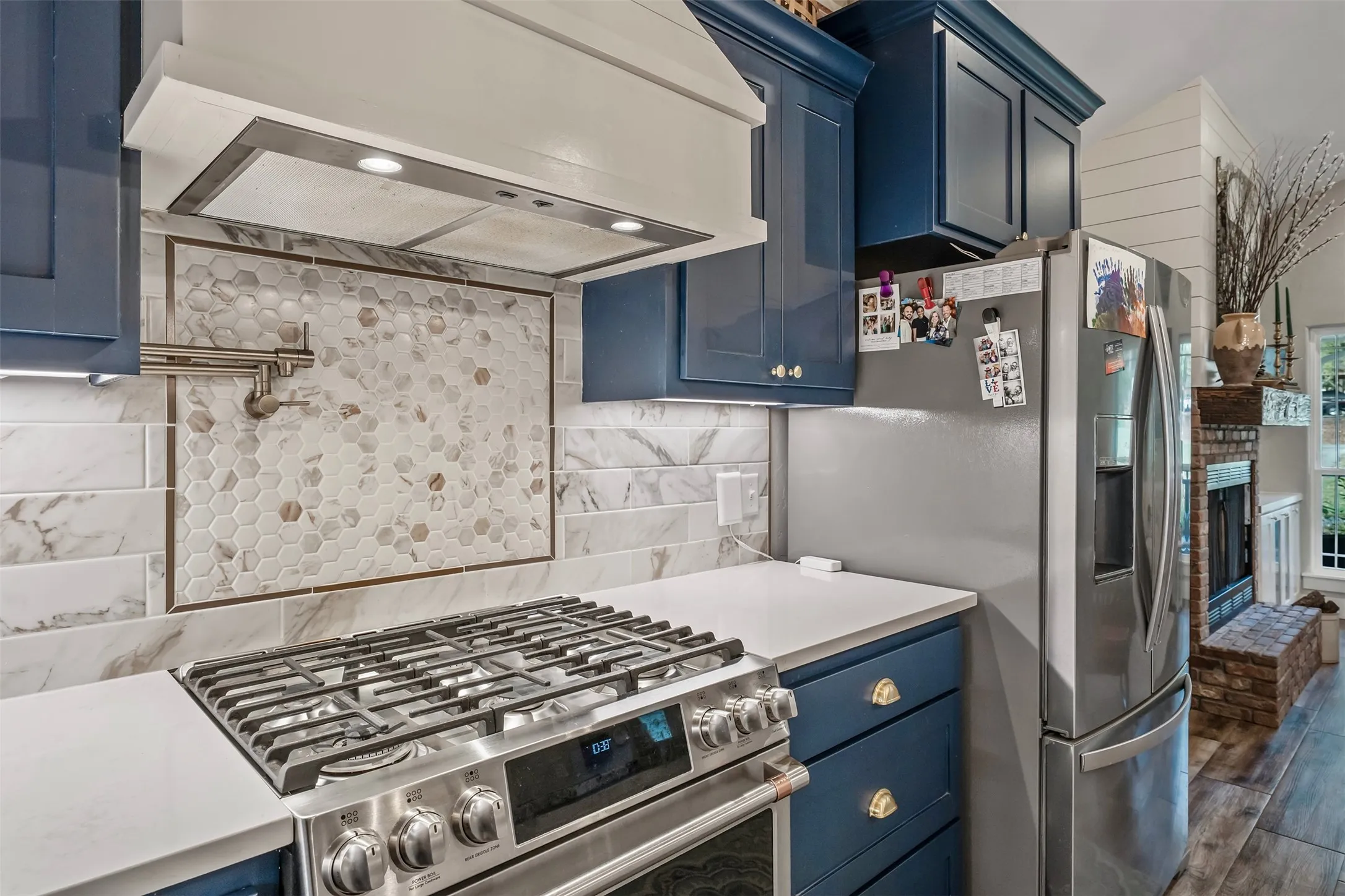 Single Family Residence For Sale in Wood County , 186 Pleasant Hill Lane, Holly Lake Ranch, Texas 75765, 3 Bedroom, 2 Bathroom, 2 Garage spaces, 1,754 Sqft, built in 2021, mls#21385490, Real Estate Agent in Holly Lake Ranch, Homes For Sale in Wood county, Homes For Sale in Holly Lake Ranch, Realtor in Holly Lake Ranch Texas, Real Estate Brokerage Independent Realty Texas, Luminita Cordes Realtor