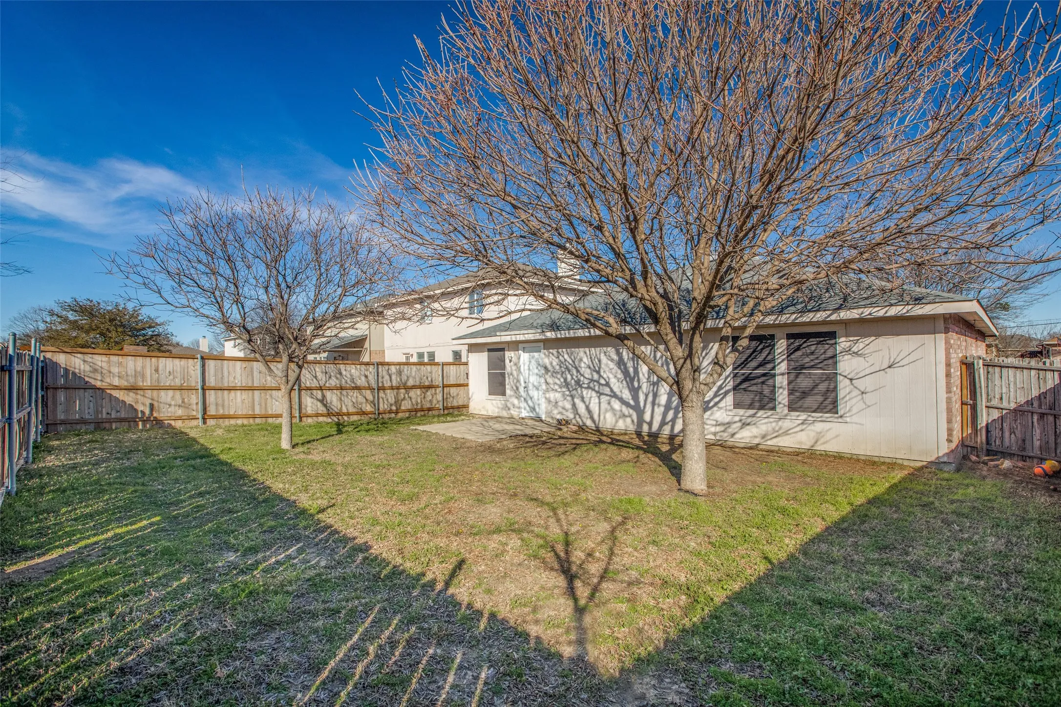 Single Family Residence For Sale in Collin County , 2607 Buckskin Drive, Mc Kinney, Texas 75071, 3 Bedroom, 2 Bathroom, 2 Garage spaces, 1,595 Sqft, built in 2000, mls#21386328, Real Estate Agent in Mc Kinney, Homes For Sale in Collin county, Homes For Sale in Mc Kinney, Realtor in Mc Kinney Texas, Real Estate Brokerage Independent Realty Texas, Luminita Cordes Realtor