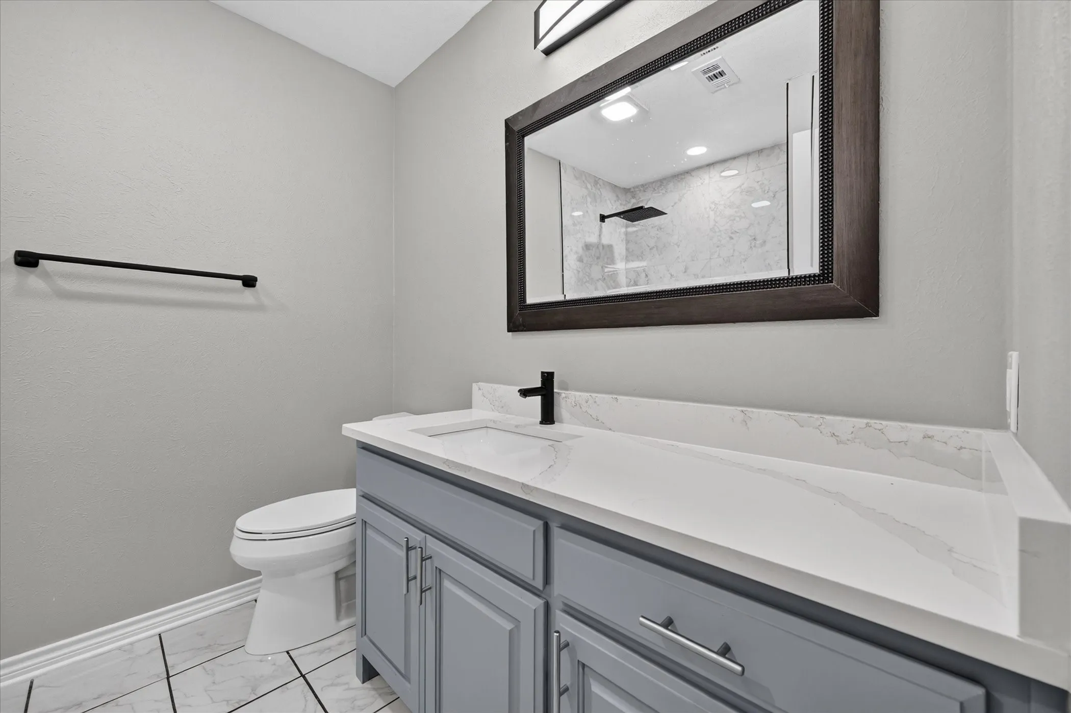 Single Family Residence For Sale in Dallas County , 215 Roma Drive, Duncanville, Texas 75116, 4 Bedroom, 3 Bathroom, 2 Garage spaces, 2,523 Sqft, built in 1975, mls#21386674, Real Estate Agent in Duncanville, Homes For Sale in Dallas county, Homes For Sale in Duncanville, Realtor in Duncanville Texas, Real Estate Brokerage Independent Realty Texas, Luminita Cordes Realtor