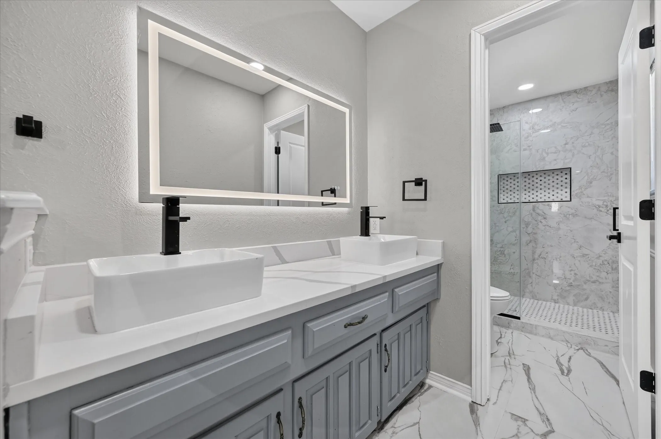 Single Family Residence For Sale in Dallas County , 215 Roma Drive, Duncanville, Texas 75116, 4 Bedroom, 3 Bathroom, 2 Garage spaces, 2,523 Sqft, built in 1975, mls#21386674, Real Estate Agent in Duncanville, Homes For Sale in Dallas county, Homes For Sale in Duncanville, Realtor in Duncanville Texas, Real Estate Brokerage Independent Realty Texas, Luminita Cordes Realtor