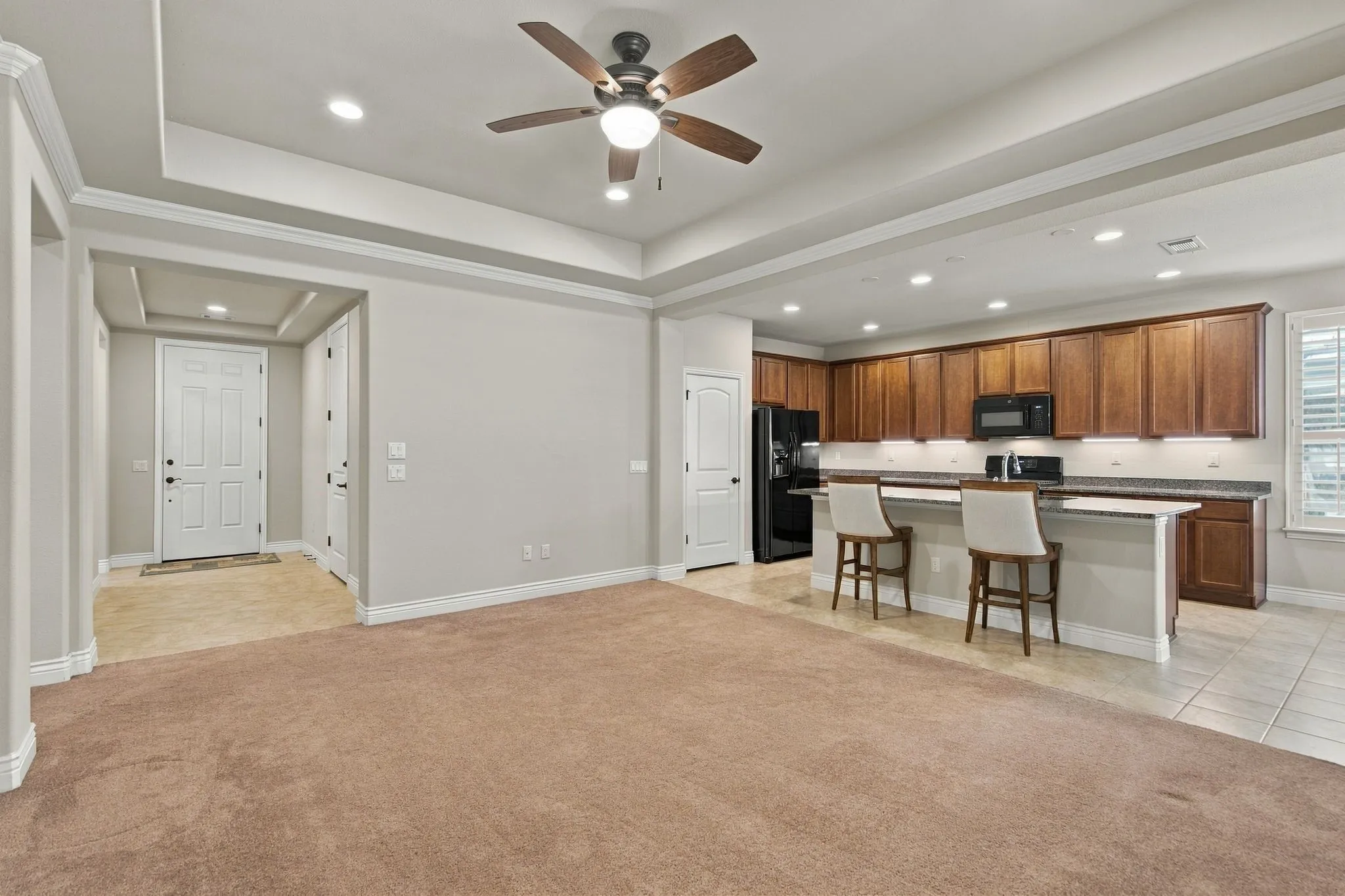 Single Family Residence For Sale in Denton County , 10304 Claystone Drive, Denton, Texas 76207, 2 Bedroom, 2 Bathroom, 2 Garage spaces, 1,417 Sqft, built in 2019, mls#21383049, Real Estate Agent in Denton, Homes For Sale in Denton county, Homes For Sale in Denton, Realtor in Denton Texas, Real Estate Brokerage Independent Realty Texas, Luminita Cordes Realtor