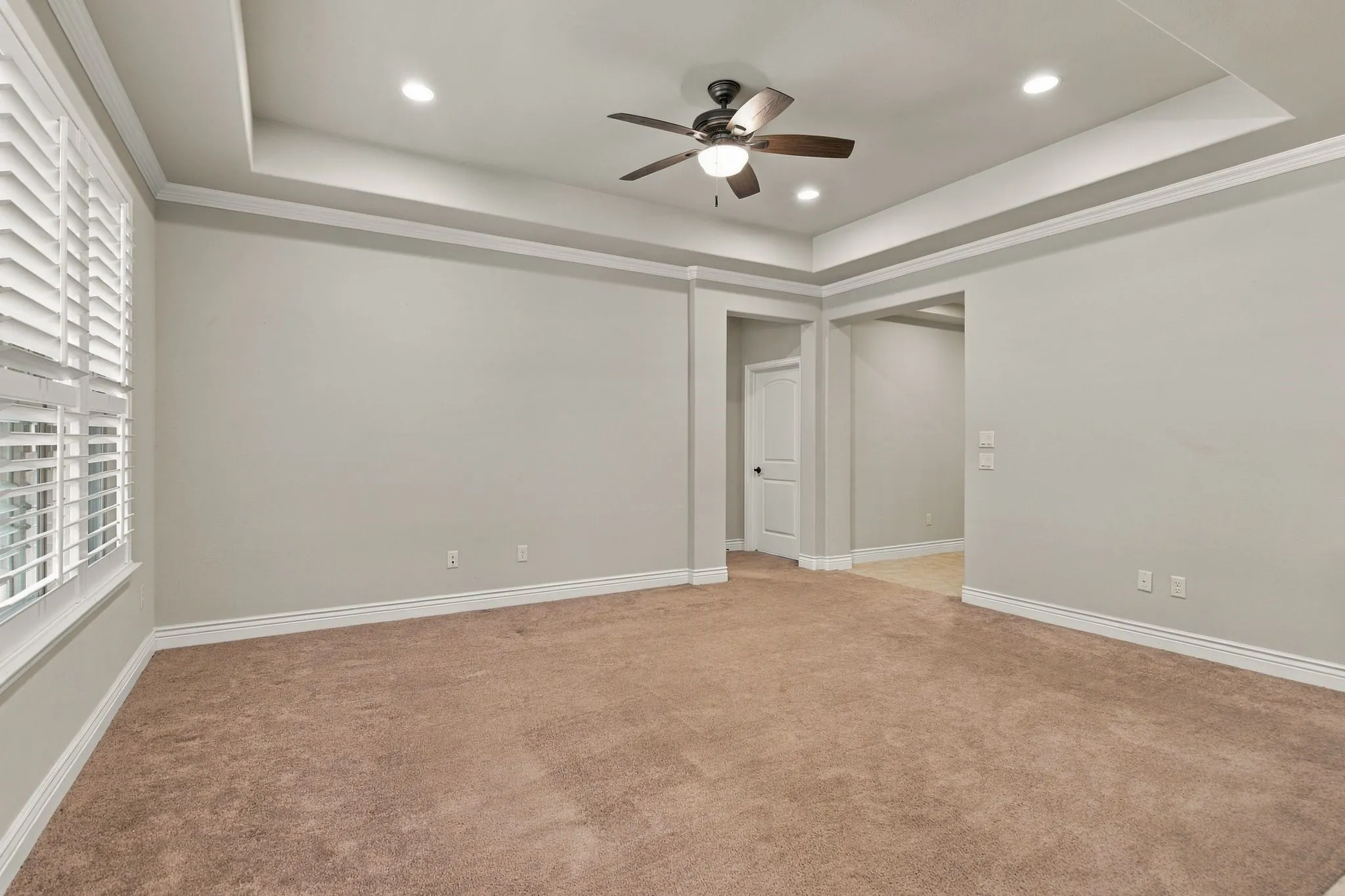Single Family Residence For Sale in Denton County , 10304 Claystone Drive, Denton, Texas 76207, 2 Bedroom, 2 Bathroom, 2 Garage spaces, 1,417 Sqft, built in 2019, mls#21383049, Real Estate Agent in Denton, Homes For Sale in Denton county, Homes For Sale in Denton, Realtor in Denton Texas, Real Estate Brokerage Independent Realty Texas, Luminita Cordes Realtor