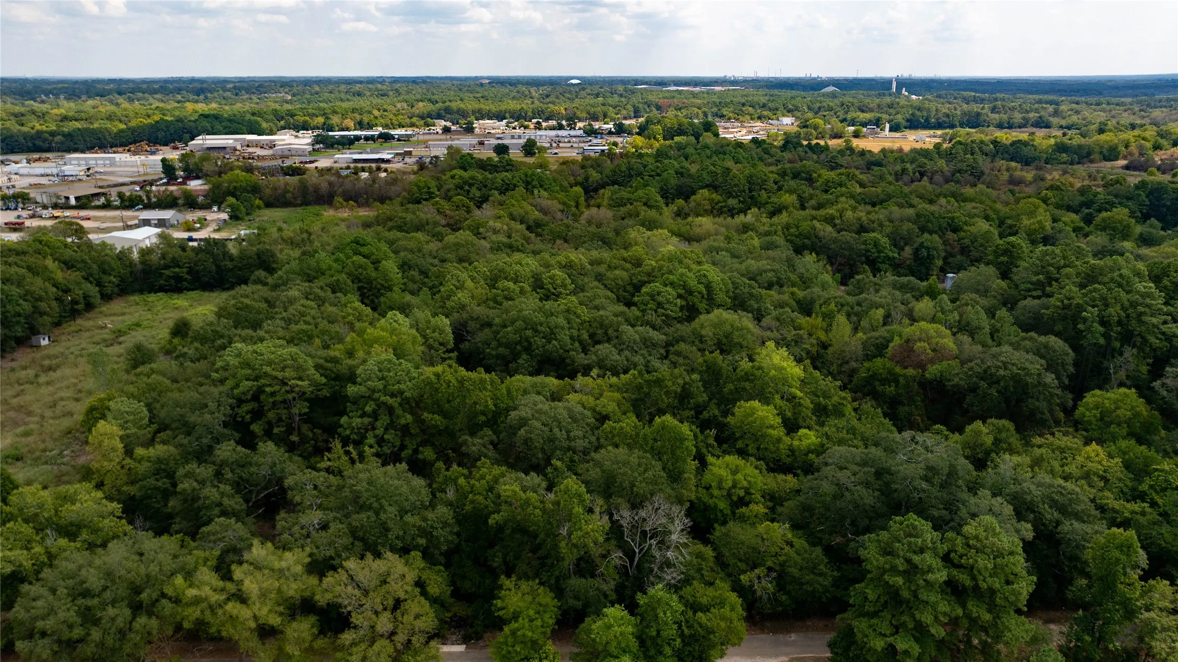 Unimproved Land For Sale in Gregg County , TBD Dancinger Road, Longview, Texas 75604, 0, 0, Garage spaces, 0 Sqft, built in 0, mls#21386588, Real Estate Agent in Longview, Homes For Sale in Gregg county, Homes For Sale in Longview, Realtor in Longview Texas, Real Estate Brokerage Independent Realty Texas, Luminita Cordes Realtor
