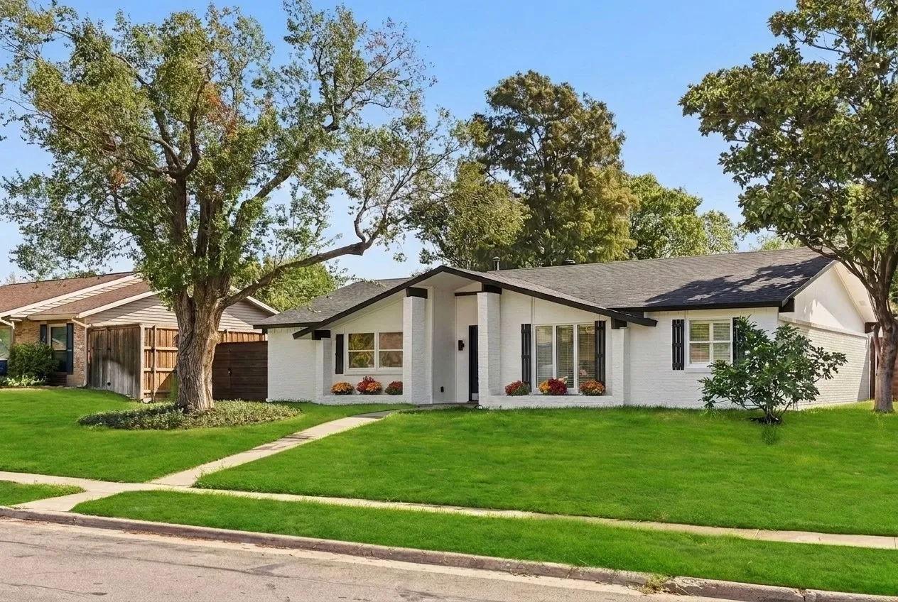 Single Family Residence For Sale in Dallas County , 12308 Cedar Bend Drive, Dallas, Texas 75244, 4 Bedroom, 4 Bathroom, 2 Garage spaces, 2,550 Sqft, built in 1966, mls#21385622, Real Estate Agent in Dallas, Homes For Sale in Dallas county, Homes For Sale in Dallas, Realtor in Dallas Texas, Real Estate Brokerage Independent Realty Texas, Luminita Cordes Realtor