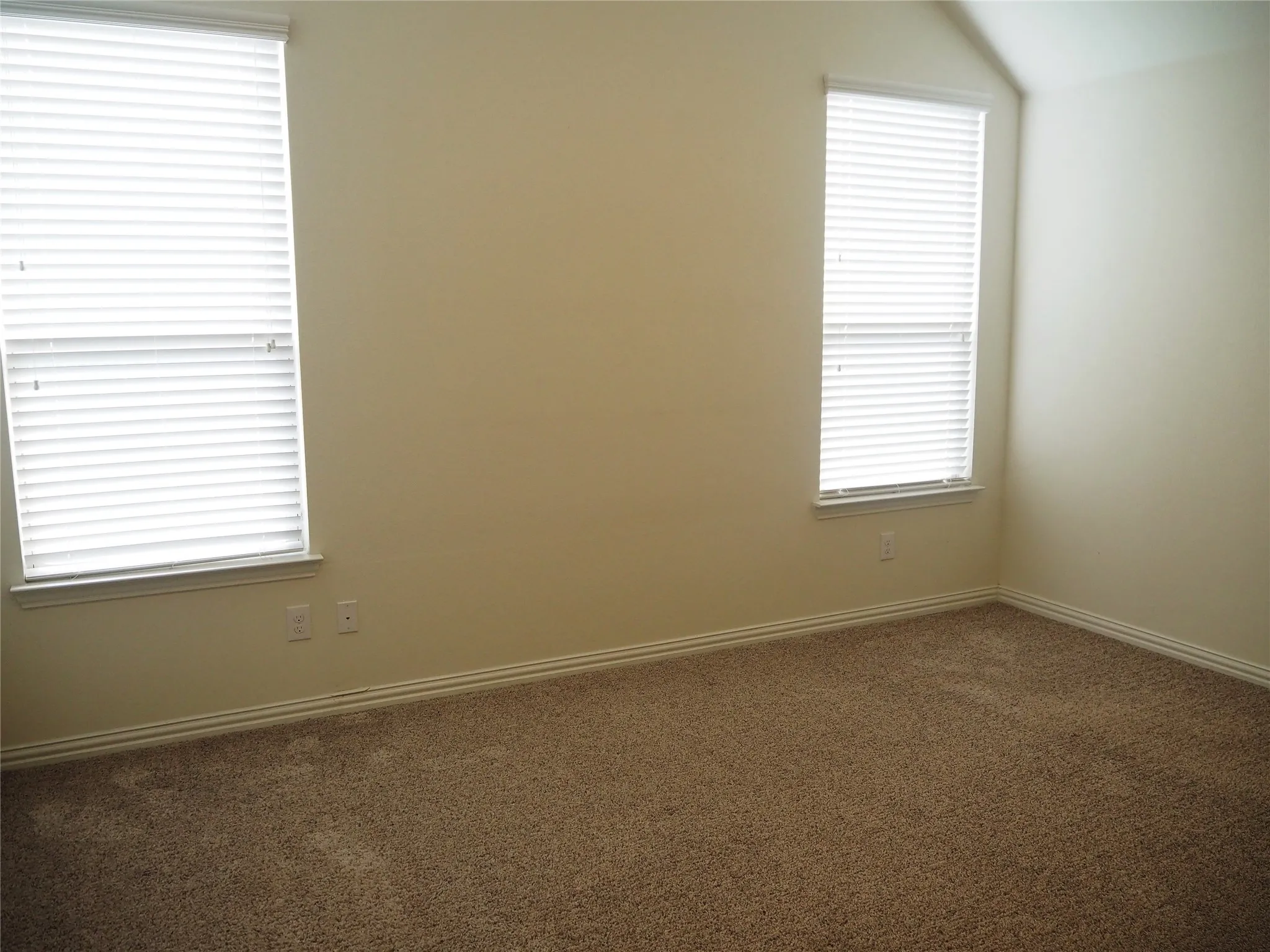 Single Family Residence For Rent in Denton County , 14832 Rocky Face Lane, Fort Worth, Texas 76052, 3 Bedroom, 2 Bathroom, 2 Garage spaces, 2,064 Sqft, built in 2018, mls#21386695, Real Estate Agent in Fort Worth, Homes For Rent in Denton county, Homes For Rent in Fort Worth, Realtor in Fort Worth Texas, Real Estate Brokerage Independent Realty Texas, Luminita Cordes Realtor