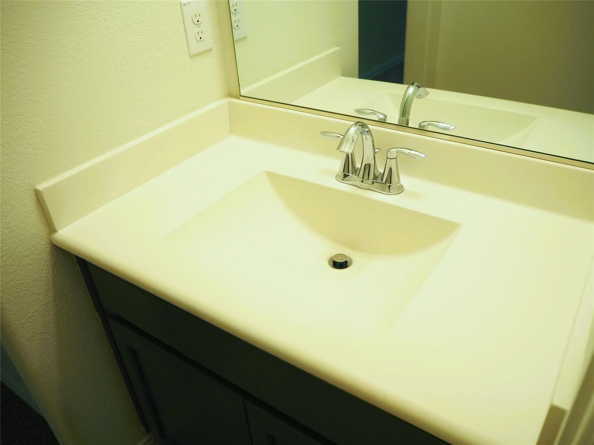 Single Family Residence For Rent in Denton County , 14832 Rocky Face Lane, Fort Worth, Texas 76052, 3 Bedroom, 2 Bathroom, 2 Garage spaces, 2,064 Sqft, built in 2018, mls#21386695, Real Estate Agent in Fort Worth, Homes For Rent in Denton county, Homes For Rent in Fort Worth, Realtor in Fort Worth Texas, Real Estate Brokerage Independent Realty Texas, Luminita Cordes Realtor