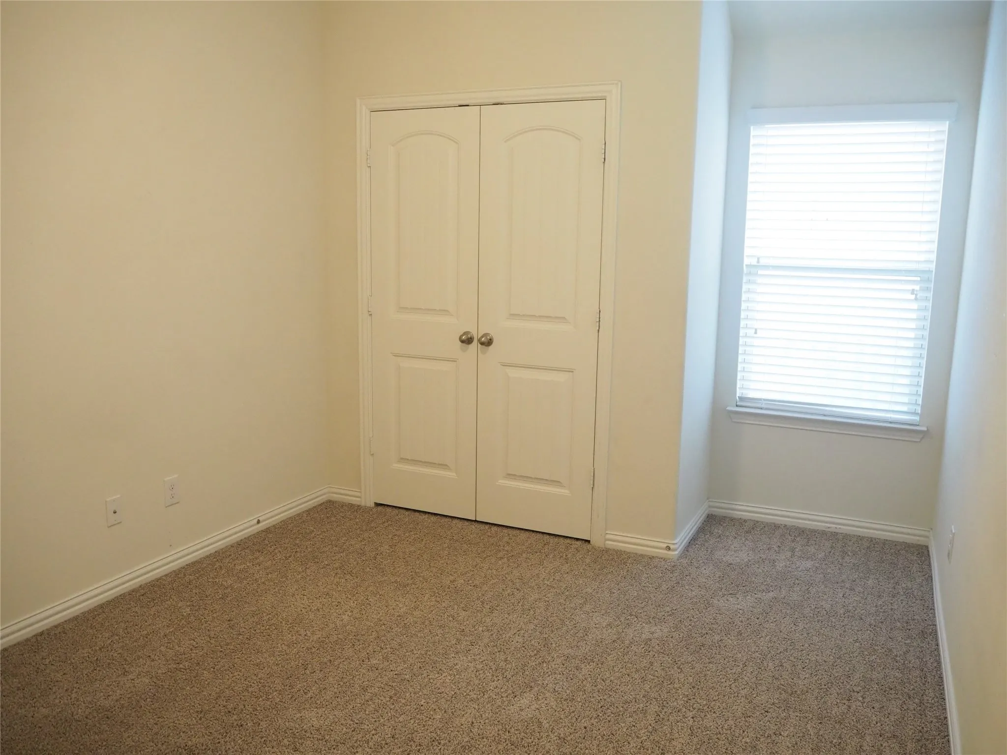Single Family Residence For Rent in Denton County , 14832 Rocky Face Lane, Fort Worth, Texas 76052, 3 Bedroom, 2 Bathroom, 2 Garage spaces, 2,064 Sqft, built in 2018, mls#21386695, Real Estate Agent in Fort Worth, Homes For Rent in Denton county, Homes For Rent in Fort Worth, Realtor in Fort Worth Texas, Real Estate Brokerage Independent Realty Texas, Luminita Cordes Realtor