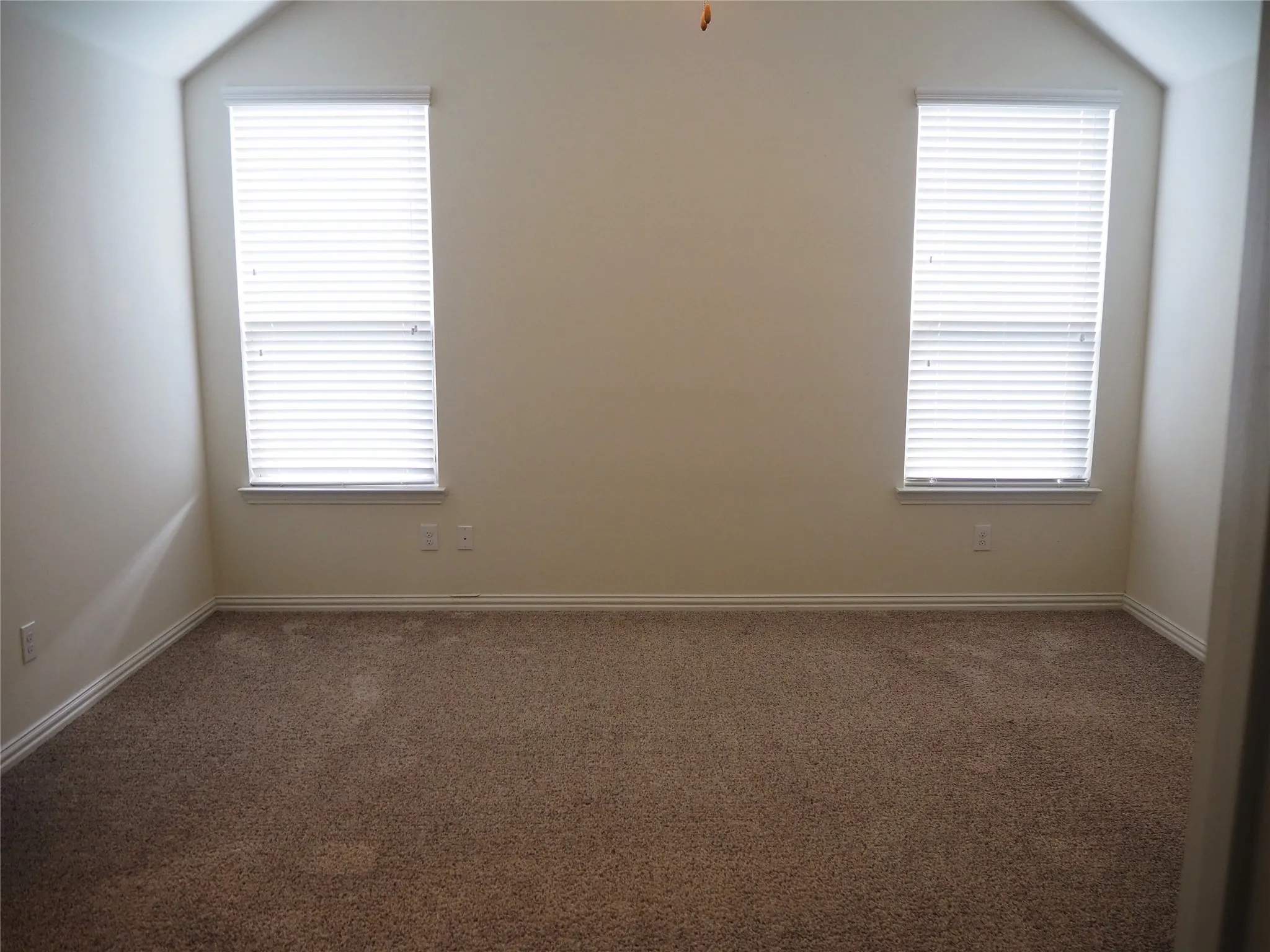 Single Family Residence For Rent in Denton County , 14832 Rocky Face Lane, Fort Worth, Texas 76052, 3 Bedroom, 2 Bathroom, 2 Garage spaces, 2,064 Sqft, built in 2018, mls#21386695, Real Estate Agent in Fort Worth, Homes For Rent in Denton county, Homes For Rent in Fort Worth, Realtor in Fort Worth Texas, Real Estate Brokerage Independent Realty Texas, Luminita Cordes Realtor