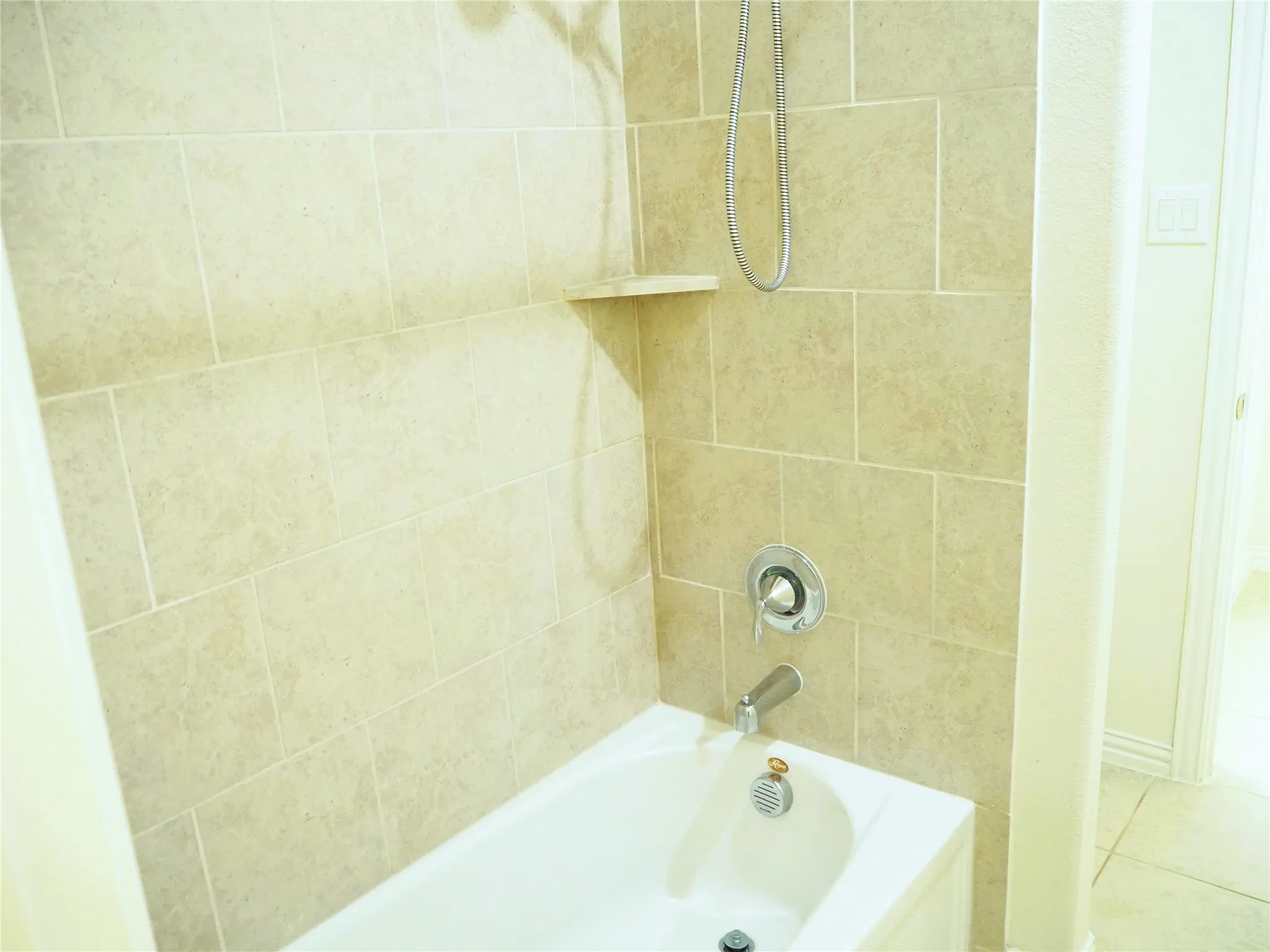 Single Family Residence For Rent in Denton County , 14832 Rocky Face Lane, Fort Worth, Texas 76052, 3 Bedroom, 2 Bathroom, 2 Garage spaces, 2,064 Sqft, built in 2018, mls#21386695, Real Estate Agent in Fort Worth, Homes For Rent in Denton county, Homes For Rent in Fort Worth, Realtor in Fort Worth Texas, Real Estate Brokerage Independent Realty Texas, Luminita Cordes Realtor