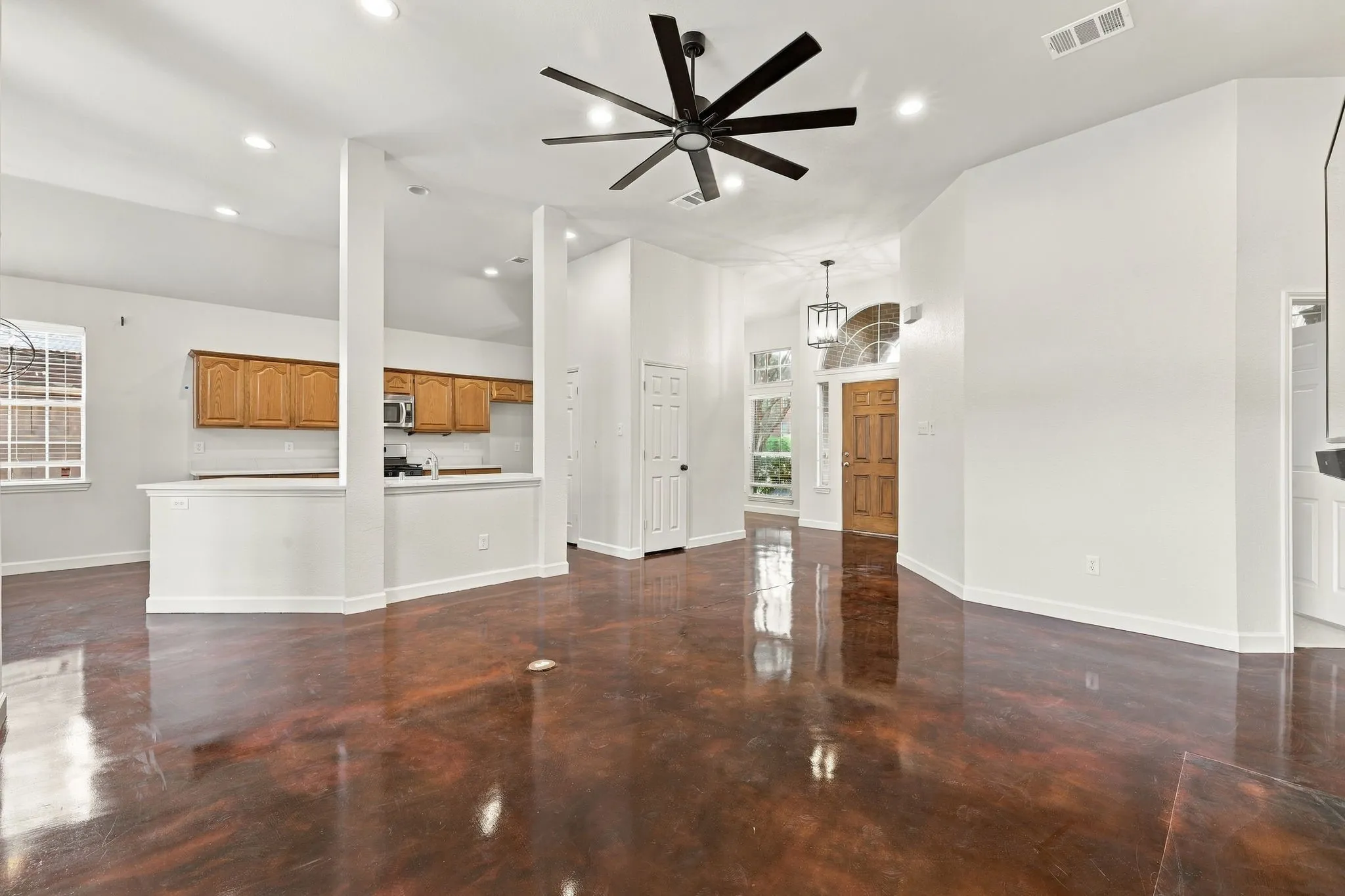 Single Family Residence For Rent in Collin County , 906 Homestead Trail, Allen, Texas 75002, 4 Bedroom, 2 Bathroom, 2 Garage spaces, 1,892 Sqft, built in 1993, mls#21386149, Real Estate Agent in Allen, Homes For Rent in Collin county, Homes For Rent in Allen, Realtor in Allen Texas, Real Estate Brokerage Independent Realty Texas, Luminita Cordes Realtor