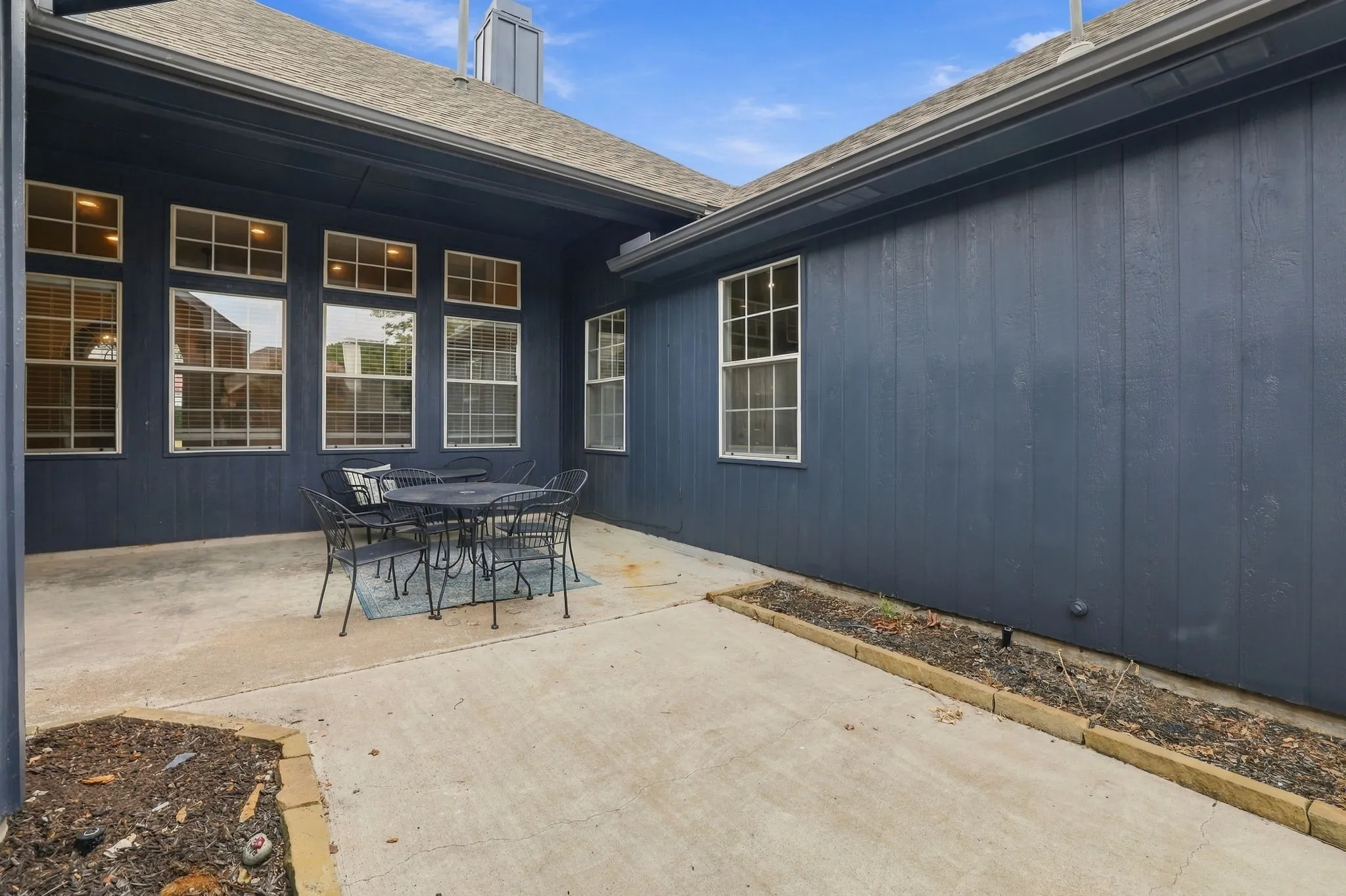 Single Family Residence For Rent in Collin County , 906 Homestead Trail, Allen, Texas 75002, 4 Bedroom, 2 Bathroom, 2 Garage spaces, 1,892 Sqft, built in 1993, mls#21386149, Real Estate Agent in Allen, Homes For Rent in Collin county, Homes For Rent in Allen, Realtor in Allen Texas, Real Estate Brokerage Independent Realty Texas, Luminita Cordes Realtor