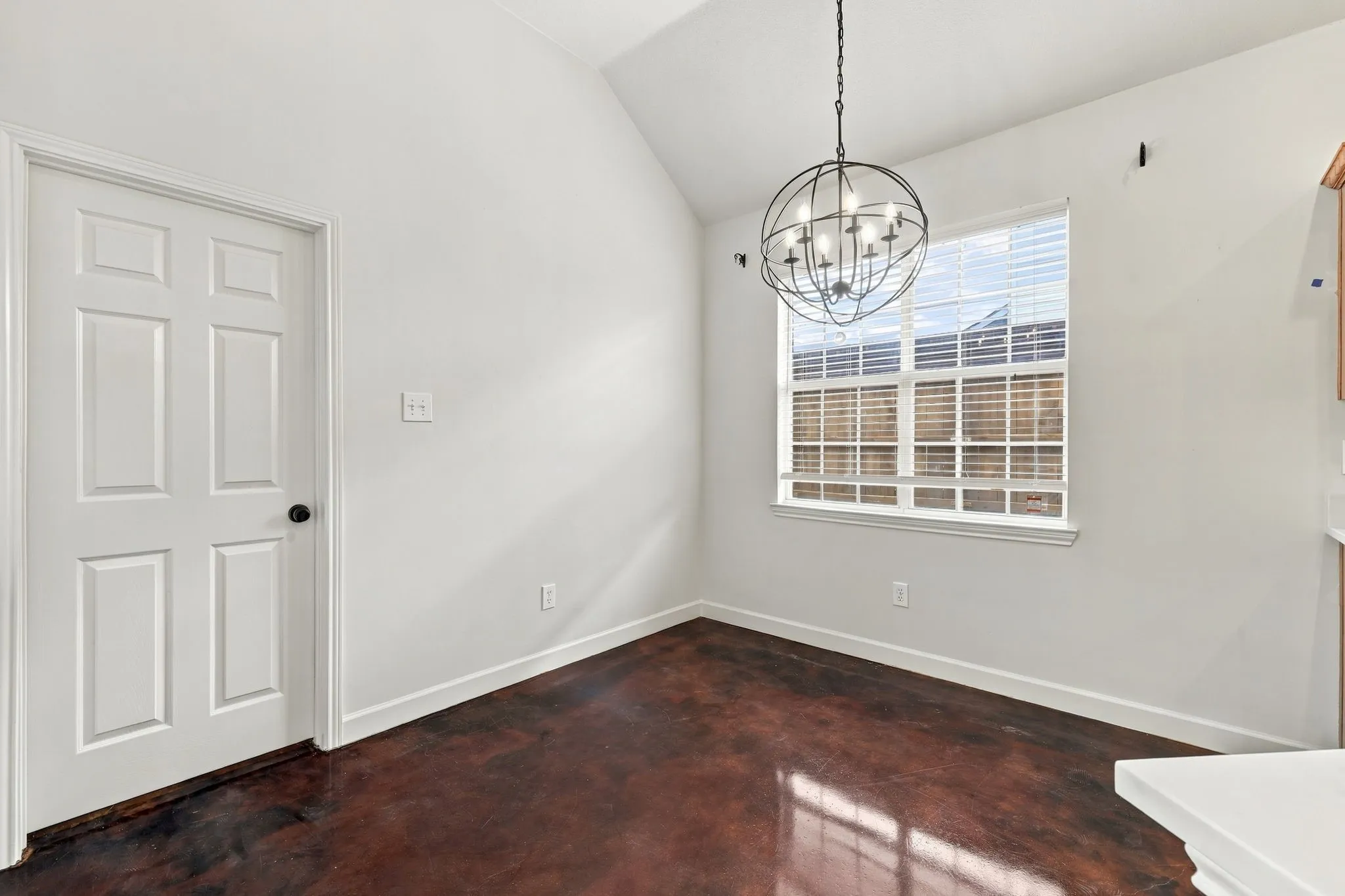 Single Family Residence For Rent in Collin County , 906 Homestead Trail, Allen, Texas 75002, 4 Bedroom, 2 Bathroom, 2 Garage spaces, 1,892 Sqft, built in 1993, mls#21386149, Real Estate Agent in Allen, Homes For Rent in Collin county, Homes For Rent in Allen, Realtor in Allen Texas, Real Estate Brokerage Independent Realty Texas, Luminita Cordes Realtor