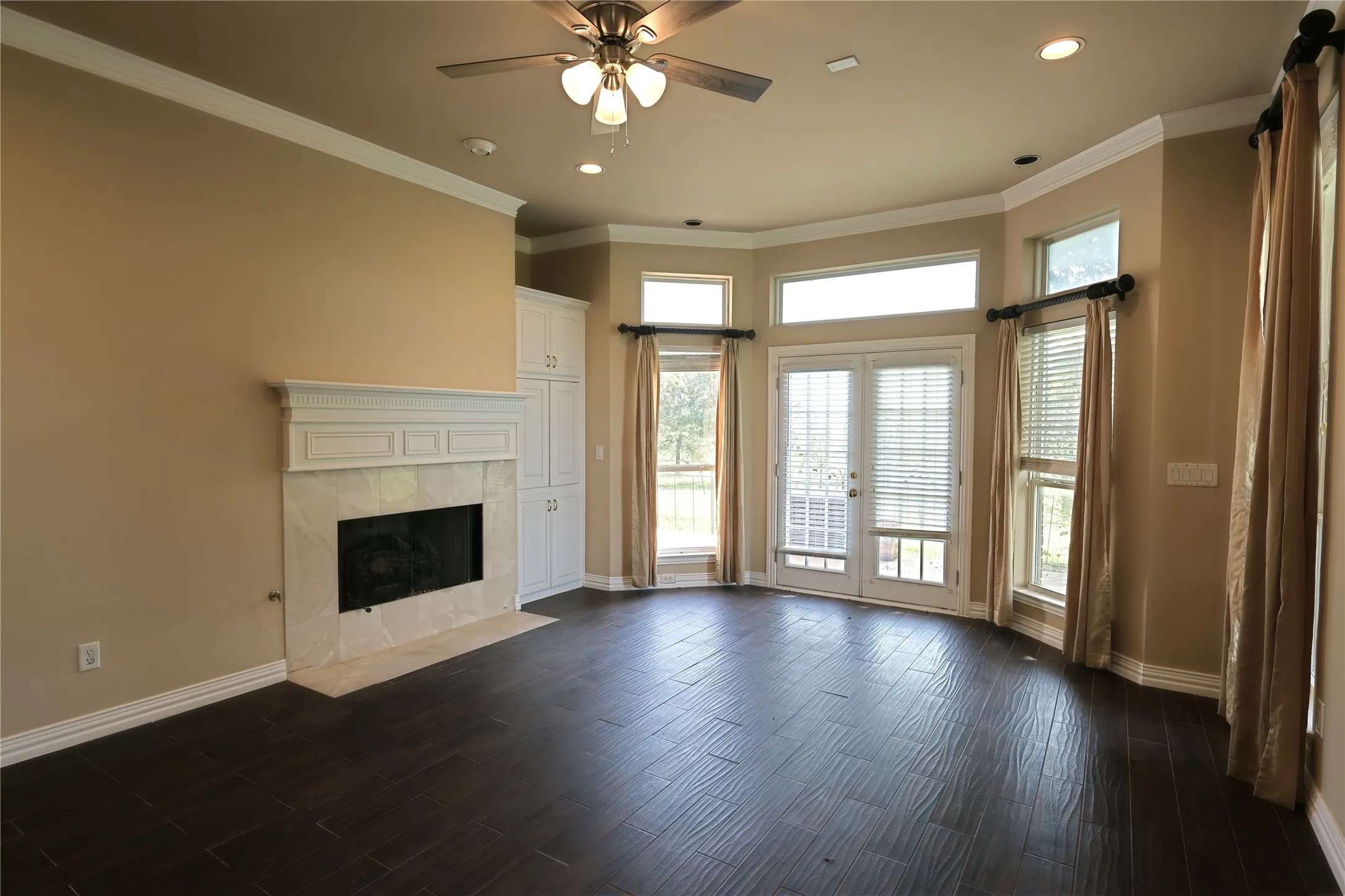 Farm For Rent in Denton County , 5700 FM 424, Cross Roads, Texas 76227, 4 Bedroom, 4 Bathroom, 3 Garage spaces, 4,434 Sqft, built in 1999, mls#21386697, Real Estate Agent in Cross Roads, Homes For Rent in Denton county, Homes For Rent in Cross Roads, Realtor in Cross Roads Texas, Real Estate Brokerage Independent Realty Texas, Luminita Cordes Realtor
