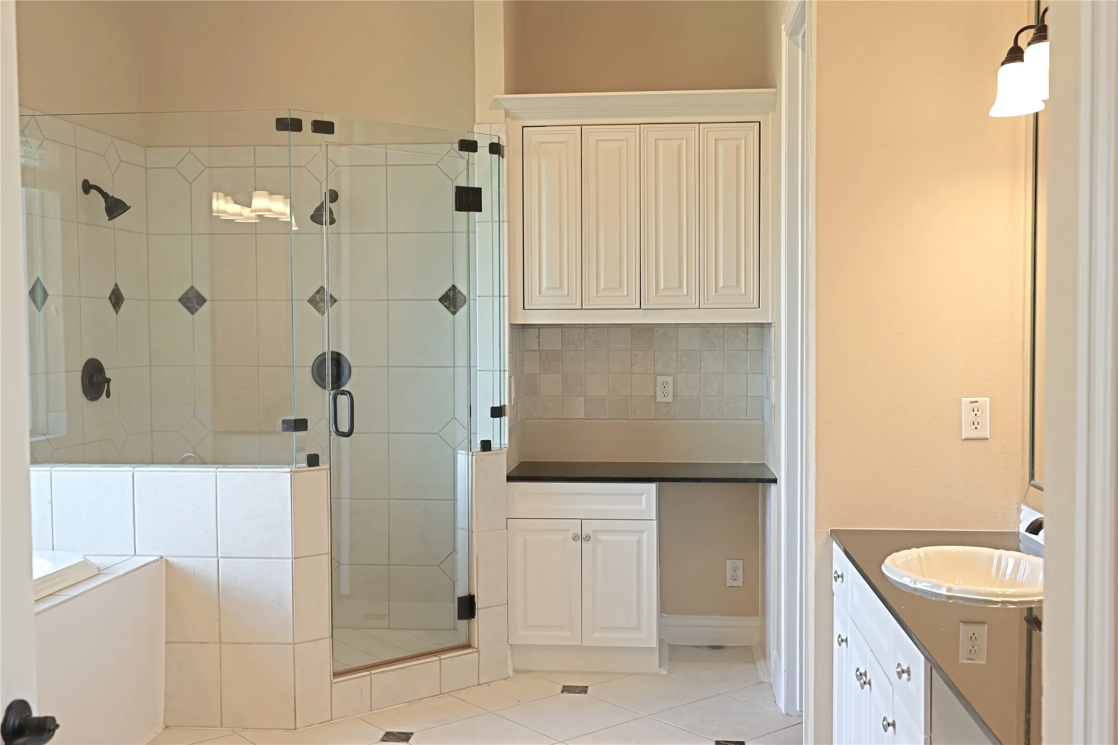 Farm For Rent in Denton County , 5700 FM 424, Cross Roads, Texas 76227, 4 Bedroom, 4 Bathroom, 3 Garage spaces, 4,434 Sqft, built in 1999, mls#21386697, Real Estate Agent in Cross Roads, Homes For Rent in Denton county, Homes For Rent in Cross Roads, Realtor in Cross Roads Texas, Real Estate Brokerage Independent Realty Texas, Luminita Cordes Realtor