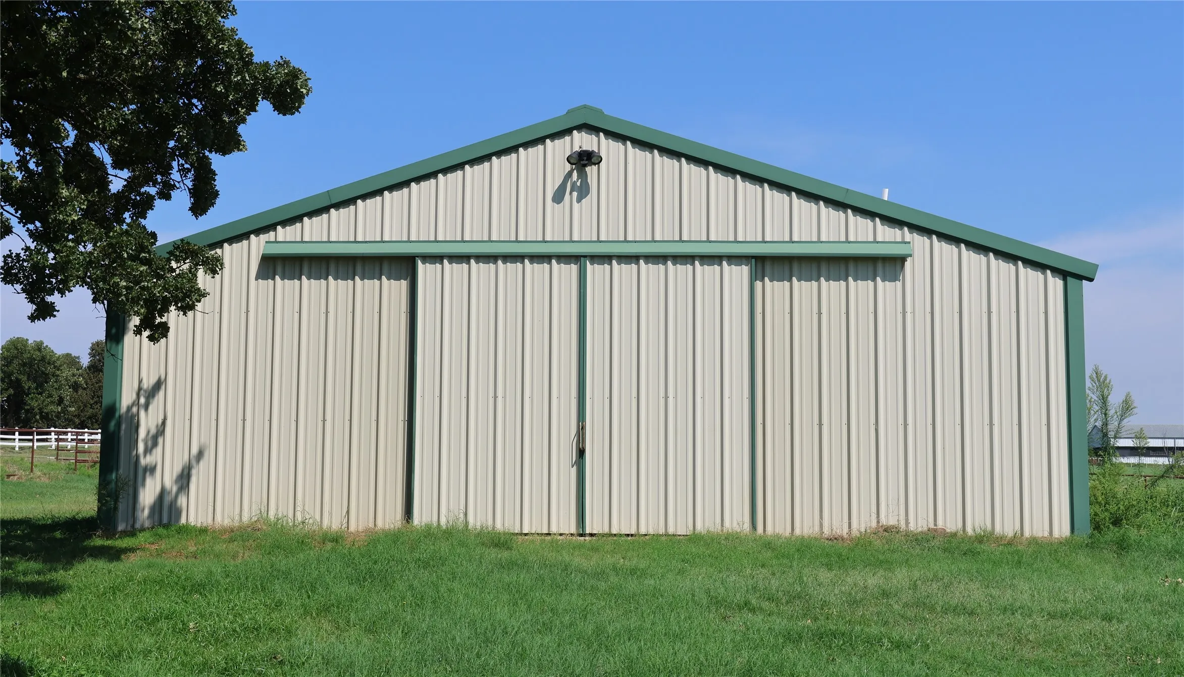 Farm For Rent in Denton County , 5700 FM 424, Cross Roads, Texas 76227, 4 Bedroom, 4 Bathroom, 3 Garage spaces, 4,434 Sqft, built in 1999, mls#21386697, Real Estate Agent in Cross Roads, Homes For Rent in Denton county, Homes For Rent in Cross Roads, Realtor in Cross Roads Texas, Real Estate Brokerage Independent Realty Texas, Luminita Cordes Realtor