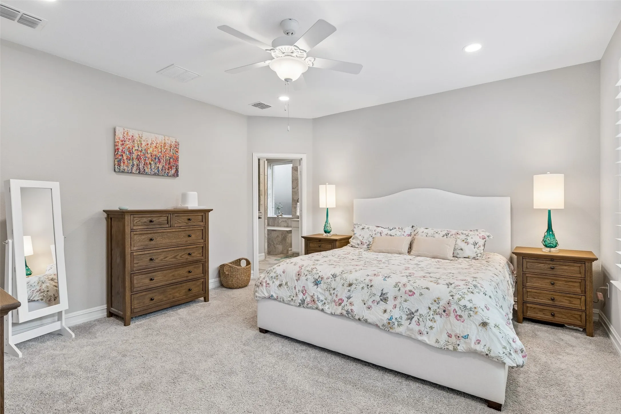 Single Family Residence For Sale in Collin County , 5500 Mount Joy Drive, Mc Kinney, Texas 75071, 4 Bedroom, 3 Bathroom, 2 Garage spaces, 2,206 Sqft, built in 2019, mls#21386140, Real Estate Agent in Mc Kinney, Homes For Sale in Collin county, Homes For Sale in Mc Kinney, Realtor in Mc Kinney Texas, Real Estate Brokerage Independent Realty Texas, Luminita Cordes Realtor