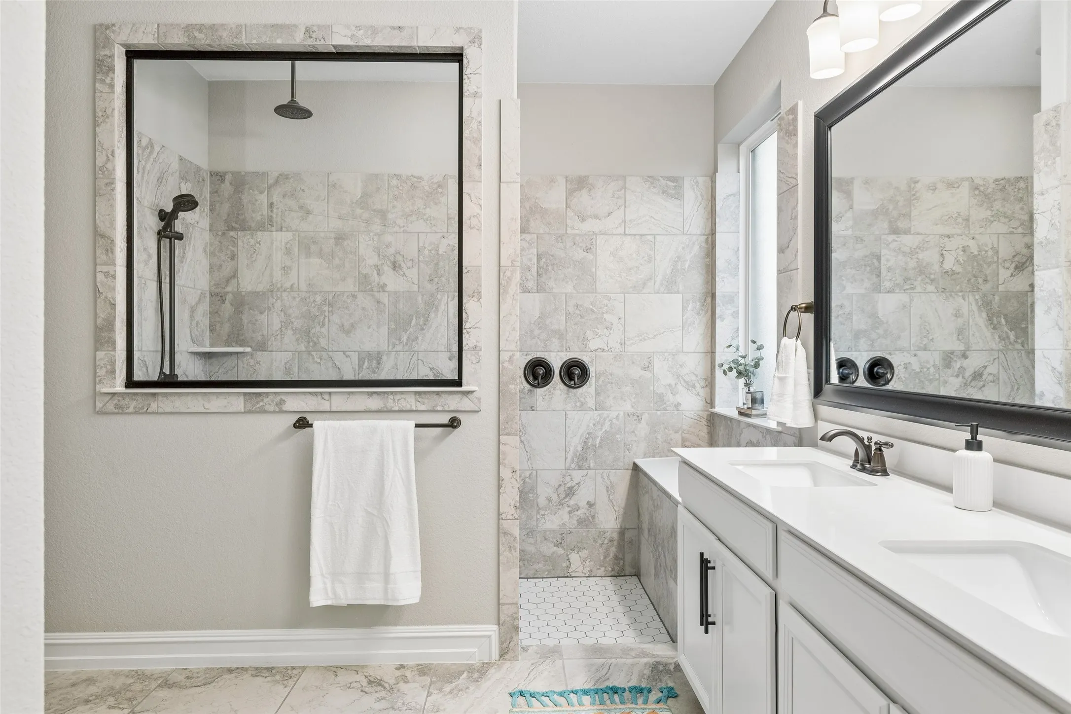 Single Family Residence For Sale in Collin County , 5500 Mount Joy Drive, Mc Kinney, Texas 75071, 4 Bedroom, 3 Bathroom, 2 Garage spaces, 2,206 Sqft, built in 2019, mls#21386140, Real Estate Agent in Mc Kinney, Homes For Sale in Collin county, Homes For Sale in Mc Kinney, Realtor in Mc Kinney Texas, Real Estate Brokerage Independent Realty Texas, Luminita Cordes Realtor