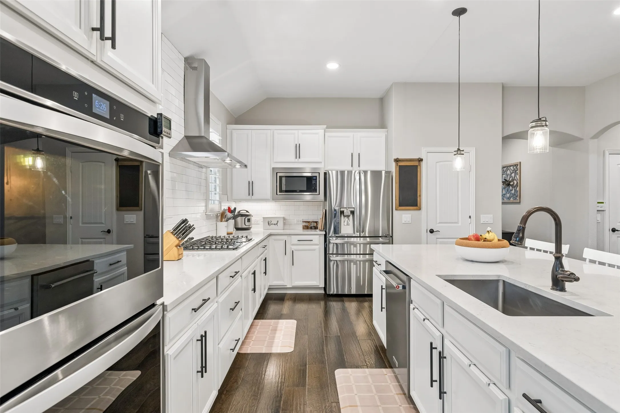 Single Family Residence For Sale in Collin County , 5500 Mount Joy Drive, Mc Kinney, Texas 75071, 4 Bedroom, 3 Bathroom, 2 Garage spaces, 2,206 Sqft, built in 2019, mls#21386140, Real Estate Agent in Mc Kinney, Homes For Sale in Collin county, Homes For Sale in Mc Kinney, Realtor in Mc Kinney Texas, Real Estate Brokerage Independent Realty Texas, Luminita Cordes Realtor