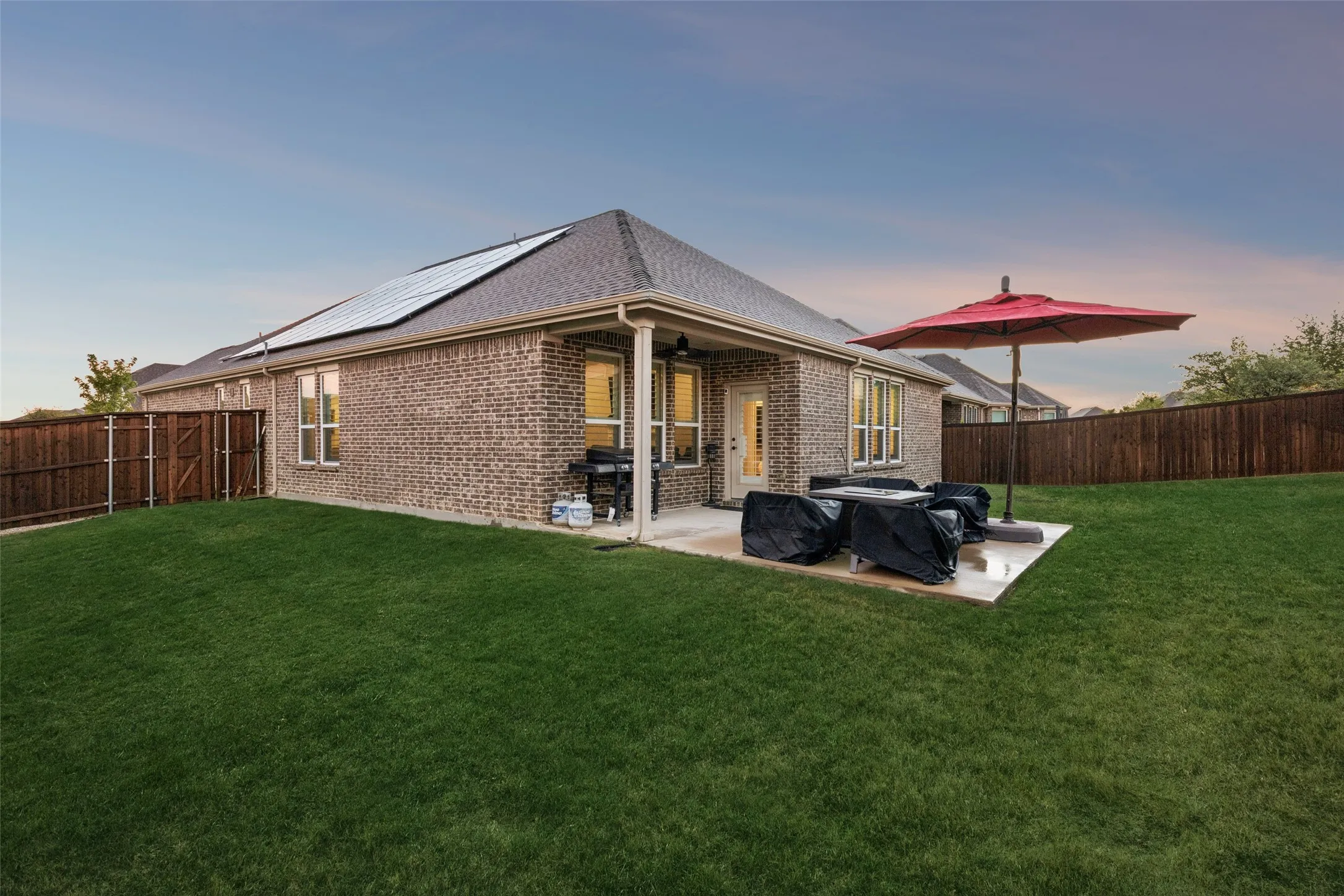 Single Family Residence For Sale in Collin County , 5500 Mount Joy Drive, Mc Kinney, Texas 75071, 4 Bedroom, 3 Bathroom, 2 Garage spaces, 2,206 Sqft, built in 2019, mls#21386140, Real Estate Agent in Mc Kinney, Homes For Sale in Collin county, Homes For Sale in Mc Kinney, Realtor in Mc Kinney Texas, Real Estate Brokerage Independent Realty Texas, Luminita Cordes Realtor