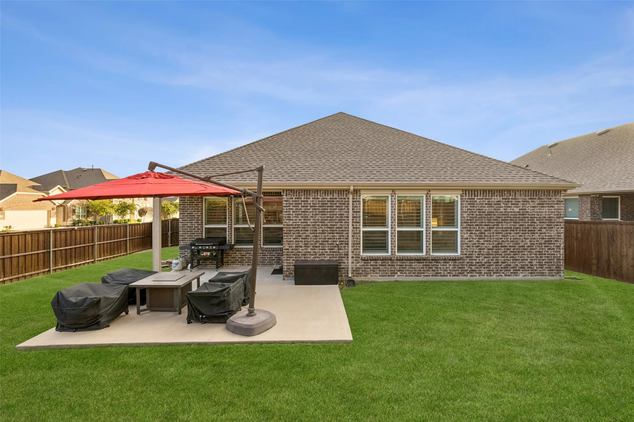 Single Family Residence For Sale in Collin County , 5500 Mount Joy Drive, Mc Kinney, Texas 75071, 4 Bedroom, 3 Bathroom, 2 Garage spaces, 2,206 Sqft, built in 2019, mls#21386140, Real Estate Agent in Mc Kinney, Homes For Sale in Collin county, Homes For Sale in Mc Kinney, Realtor in Mc Kinney Texas, Real Estate Brokerage Independent Realty Texas, Luminita Cordes Realtor