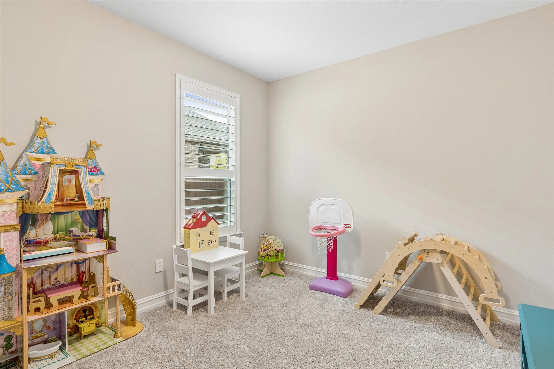 Single Family Residence For Sale in Collin County , 5500 Mount Joy Drive, Mc Kinney, Texas 75071, 4 Bedroom, 3 Bathroom, 2 Garage spaces, 2,206 Sqft, built in 2019, mls#21386140, Real Estate Agent in Mc Kinney, Homes For Sale in Collin county, Homes For Sale in Mc Kinney, Realtor in Mc Kinney Texas, Real Estate Brokerage Independent Realty Texas, Luminita Cordes Realtor