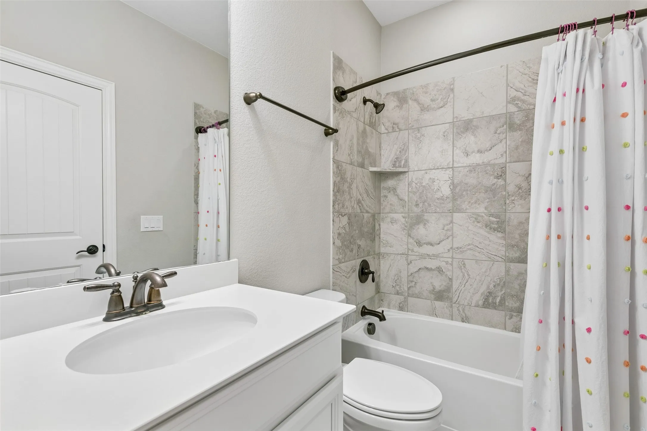 Single Family Residence For Sale in Collin County , 5500 Mount Joy Drive, Mc Kinney, Texas 75071, 4 Bedroom, 3 Bathroom, 2 Garage spaces, 2,206 Sqft, built in 2019, mls#21386140, Real Estate Agent in Mc Kinney, Homes For Sale in Collin county, Homes For Sale in Mc Kinney, Realtor in Mc Kinney Texas, Real Estate Brokerage Independent Realty Texas, Luminita Cordes Realtor