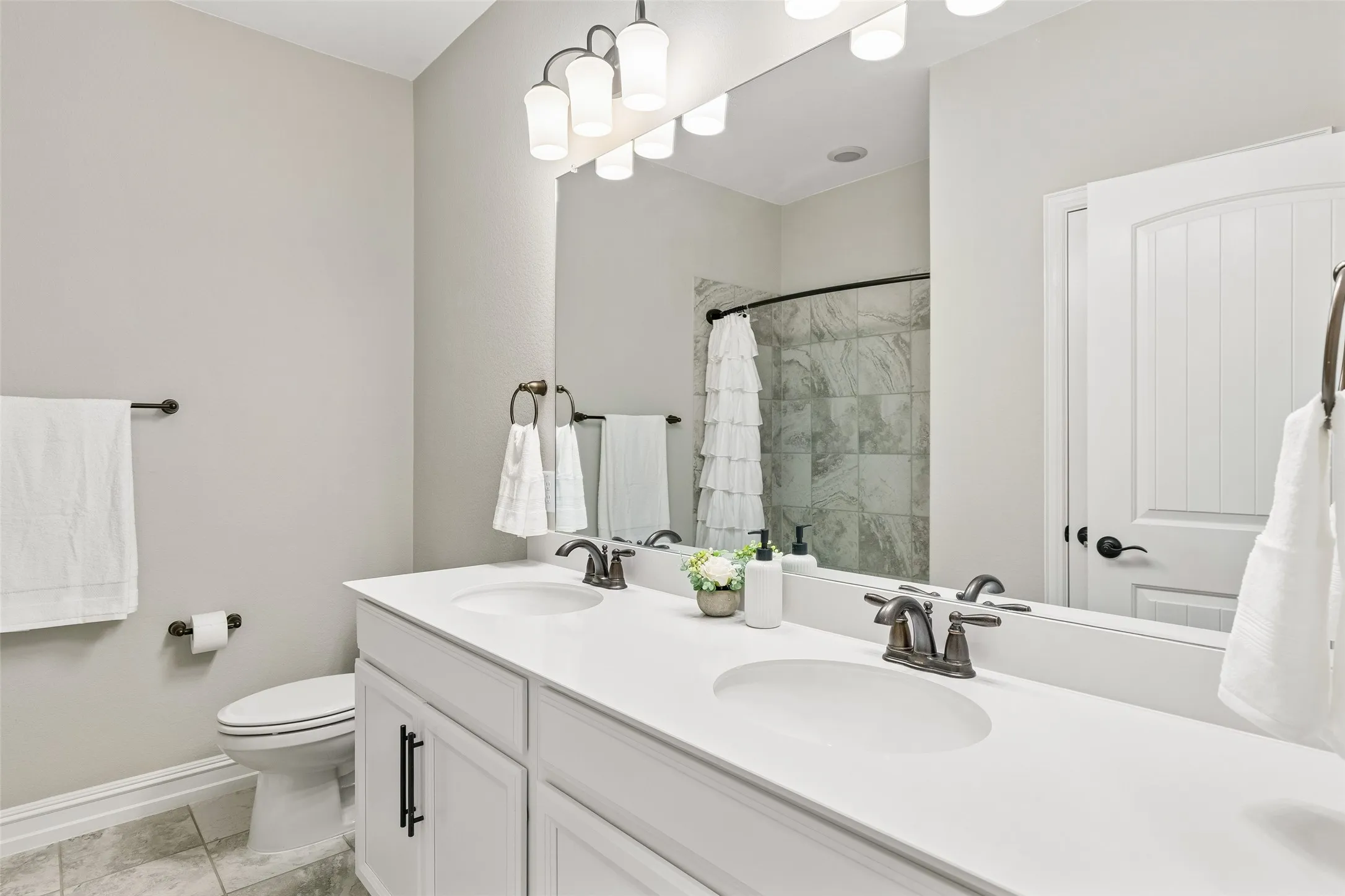 Single Family Residence For Sale in Collin County , 5500 Mount Joy Drive, Mc Kinney, Texas 75071, 4 Bedroom, 3 Bathroom, 2 Garage spaces, 2,206 Sqft, built in 2019, mls#21386140, Real Estate Agent in Mc Kinney, Homes For Sale in Collin county, Homes For Sale in Mc Kinney, Realtor in Mc Kinney Texas, Real Estate Brokerage Independent Realty Texas, Luminita Cordes Realtor