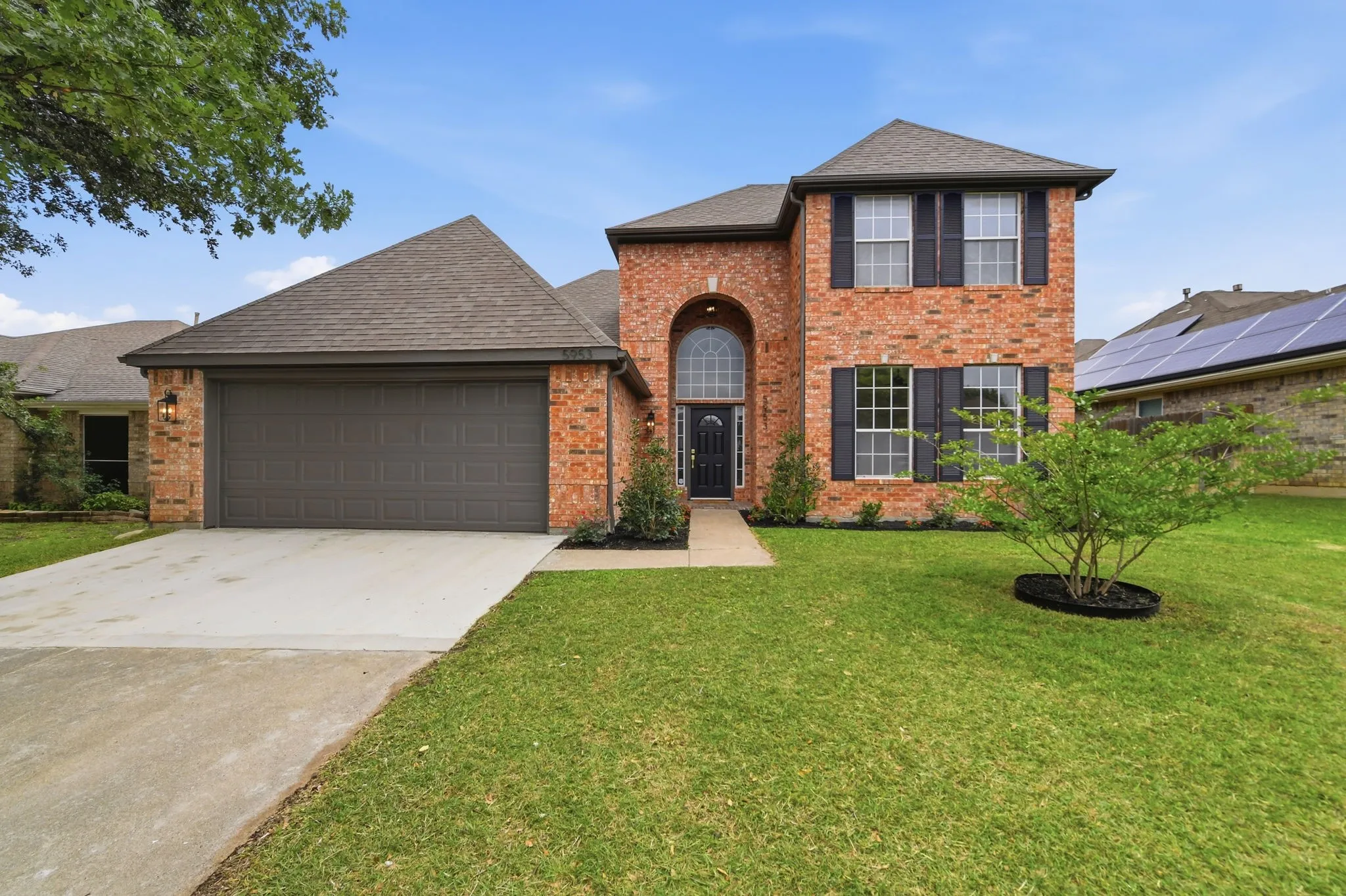 Single Family Residence For Sale in Tarrant County , 5953 Hillview Drive, Watauga, Texas 76148, 4 Bedroom, 3 Bathroom, 2 Garage spaces, 2,231 Sqft, built in 1996, mls#21386704, Real Estate Agent in Watauga, Homes For Sale in Tarrant county, Homes For Sale in Watauga, Realtor in Watauga Texas, Real Estate Brokerage Independent Realty Texas, Luminita Cordes Realtor