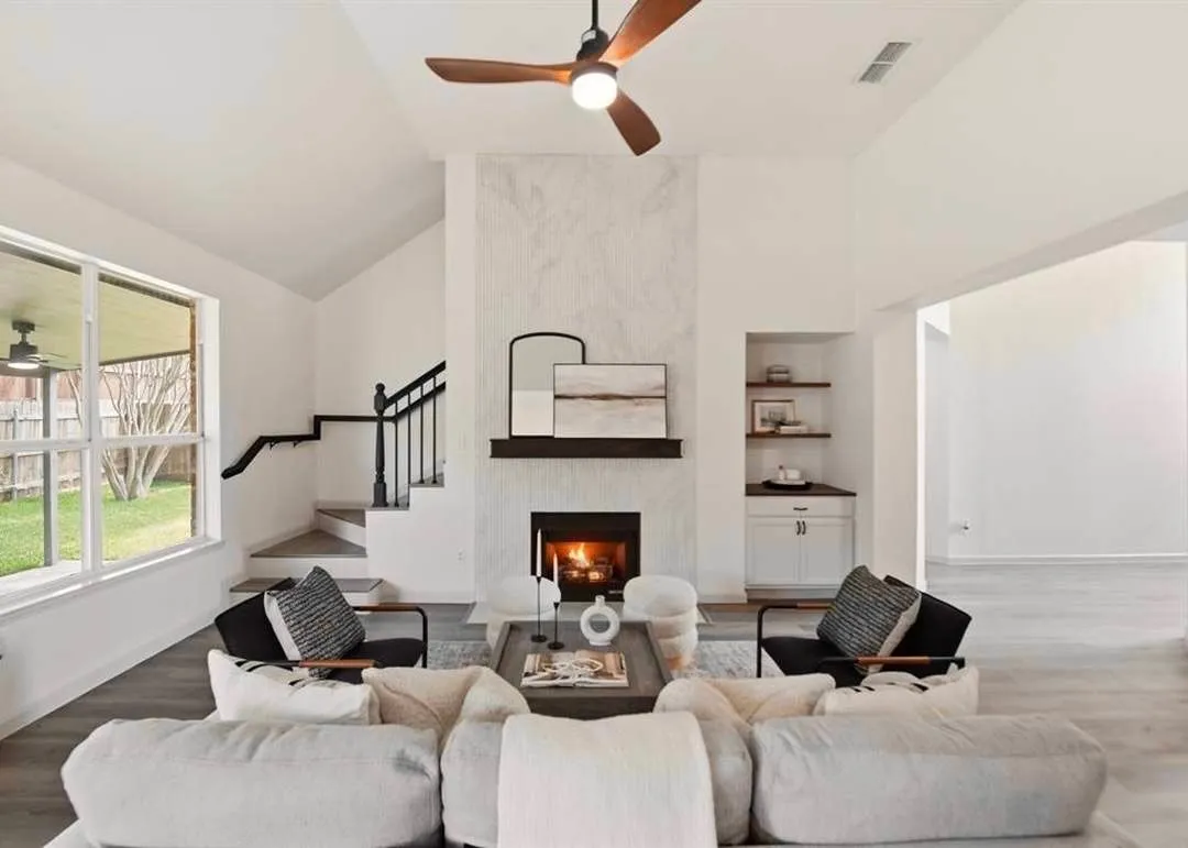 With gas fireplace