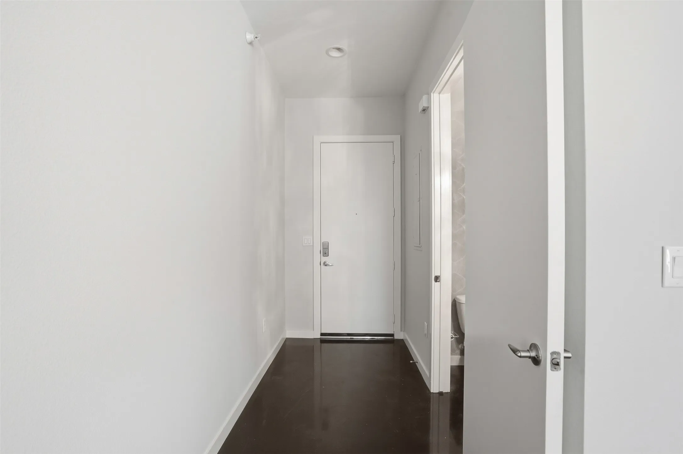 Condominium For Rent in Tarrant County , 2608 Museum Way 3202, Fort Worth, Texas 76107, 1 Bedroom, 2 Bathroom, 1 Garage spaces, 1,170 Sqft, built in 2006, mls#21386707, Real Estate Agent in Fort Worth, Homes For Rent in Tarrant county, Homes For Rent in Fort Worth, Realtor in Fort Worth Texas, Real Estate Brokerage Independent Realty Texas, Luminita Cordes Realtor