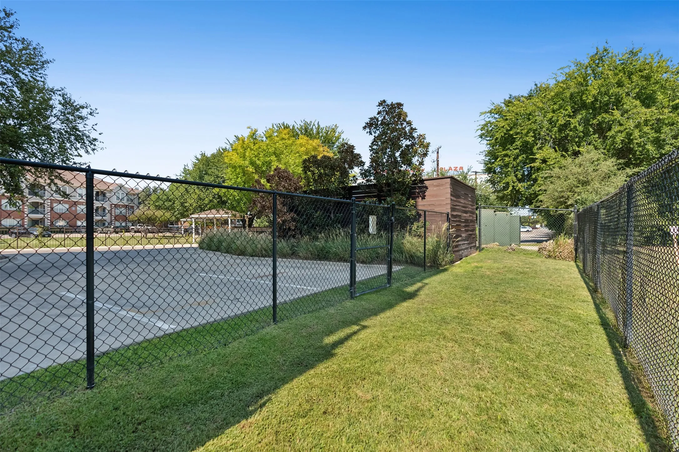Condominium For Rent in Tarrant County , 2608 Museum Way 3202, Fort Worth, Texas 76107, 1 Bedroom, 2 Bathroom, 1 Garage spaces, 1,170 Sqft, built in 2006, mls#21386707, Real Estate Agent in Fort Worth, Homes For Rent in Tarrant county, Homes For Rent in Fort Worth, Realtor in Fort Worth Texas, Real Estate Brokerage Independent Realty Texas, Luminita Cordes Realtor