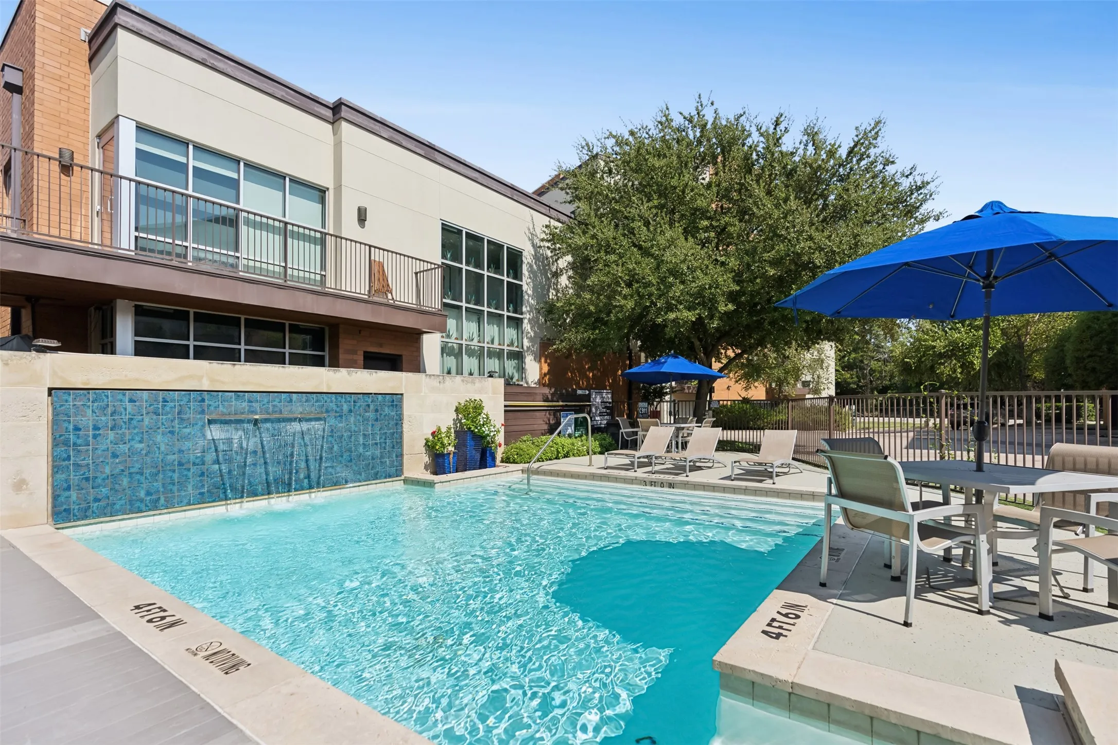 Condominium For Rent in Tarrant County , 2608 Museum Way 3202, Fort Worth, Texas 76107, 1 Bedroom, 2 Bathroom, 1 Garage spaces, 1,170 Sqft, built in 2006, mls#21386707, Real Estate Agent in Fort Worth, Homes For Rent in Tarrant county, Homes For Rent in Fort Worth, Realtor in Fort Worth Texas, Real Estate Brokerage Independent Realty Texas, Luminita Cordes Realtor