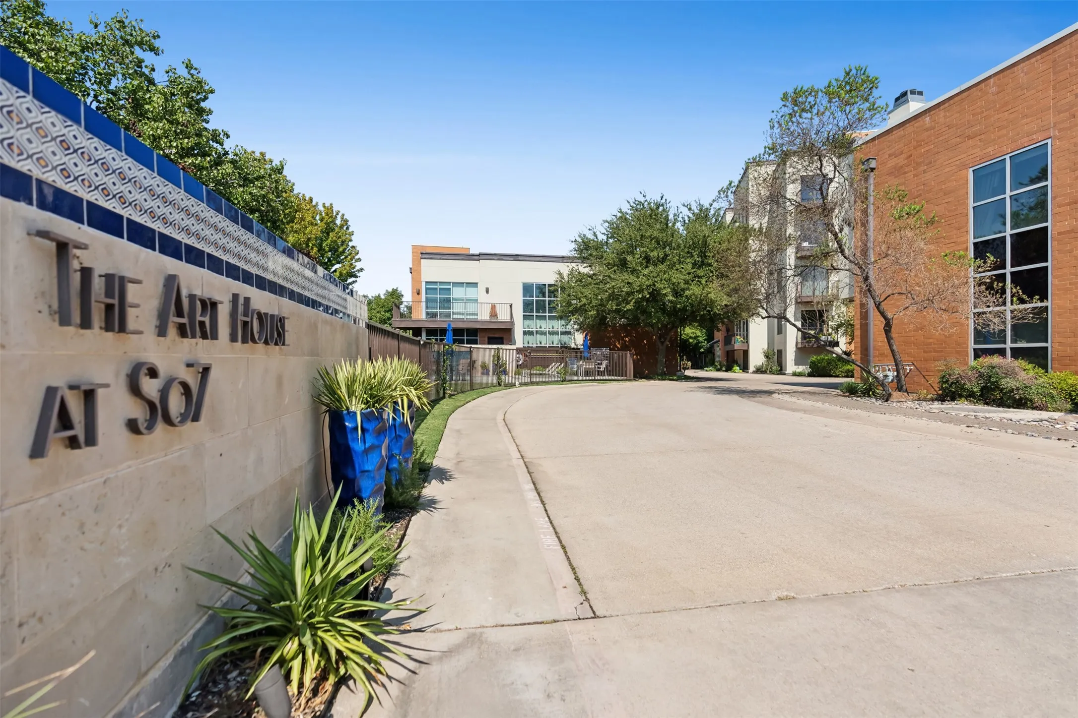 Condominium For Rent in Tarrant County , 2608 Museum Way 3202, Fort Worth, Texas 76107, 1 Bedroom, 2 Bathroom, 1 Garage spaces, 1,170 Sqft, built in 2006, mls#21386707, Real Estate Agent in Fort Worth, Homes For Rent in Tarrant county, Homes For Rent in Fort Worth, Realtor in Fort Worth Texas, Real Estate Brokerage Independent Realty Texas, Luminita Cordes Realtor