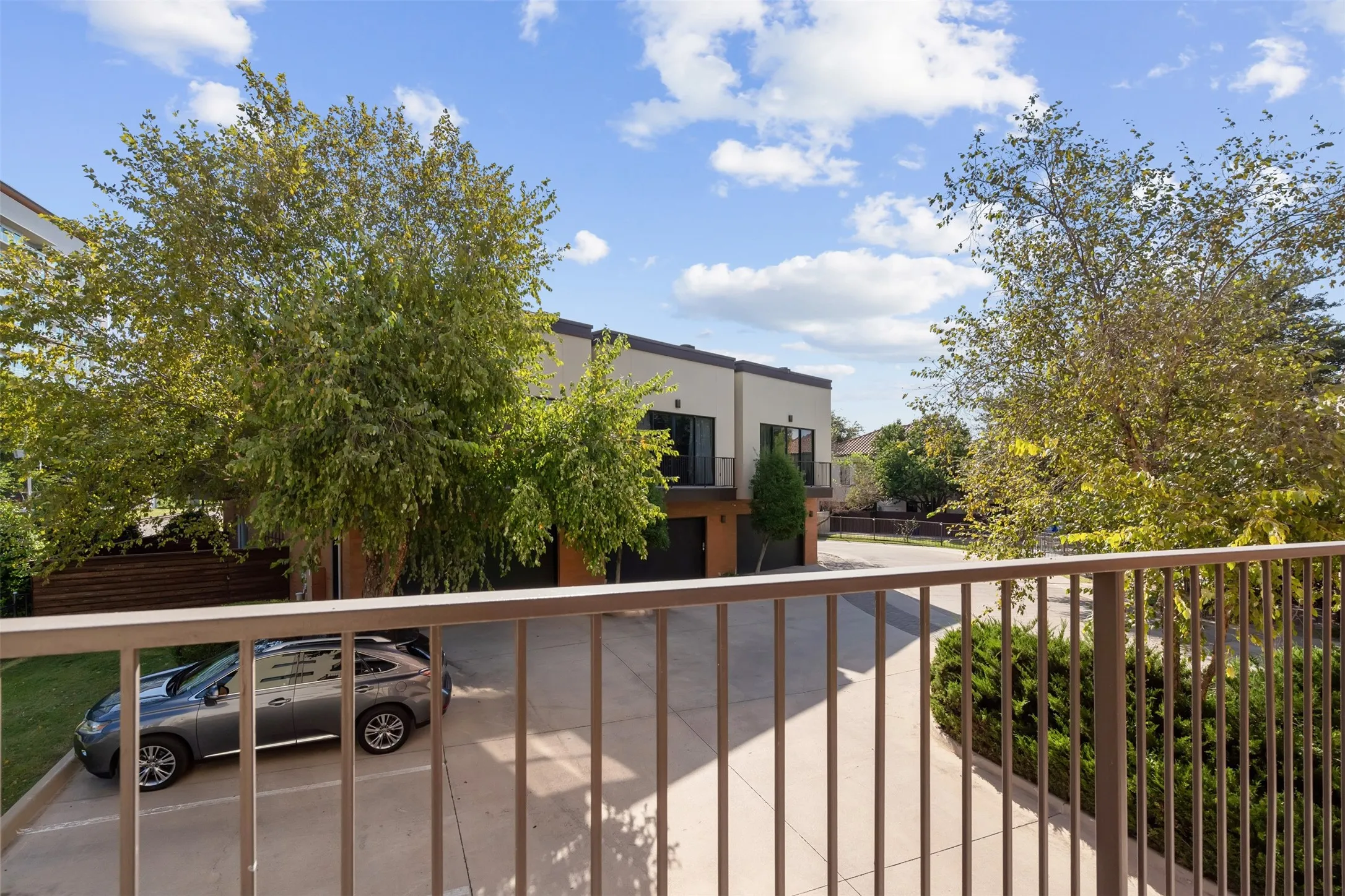 Condominium For Rent in Tarrant County , 2608 Museum Way 3202, Fort Worth, Texas 76107, 1 Bedroom, 2 Bathroom, 1 Garage spaces, 1,170 Sqft, built in 2006, mls#21386707, Real Estate Agent in Fort Worth, Homes For Rent in Tarrant county, Homes For Rent in Fort Worth, Realtor in Fort Worth Texas, Real Estate Brokerage Independent Realty Texas, Luminita Cordes Realtor