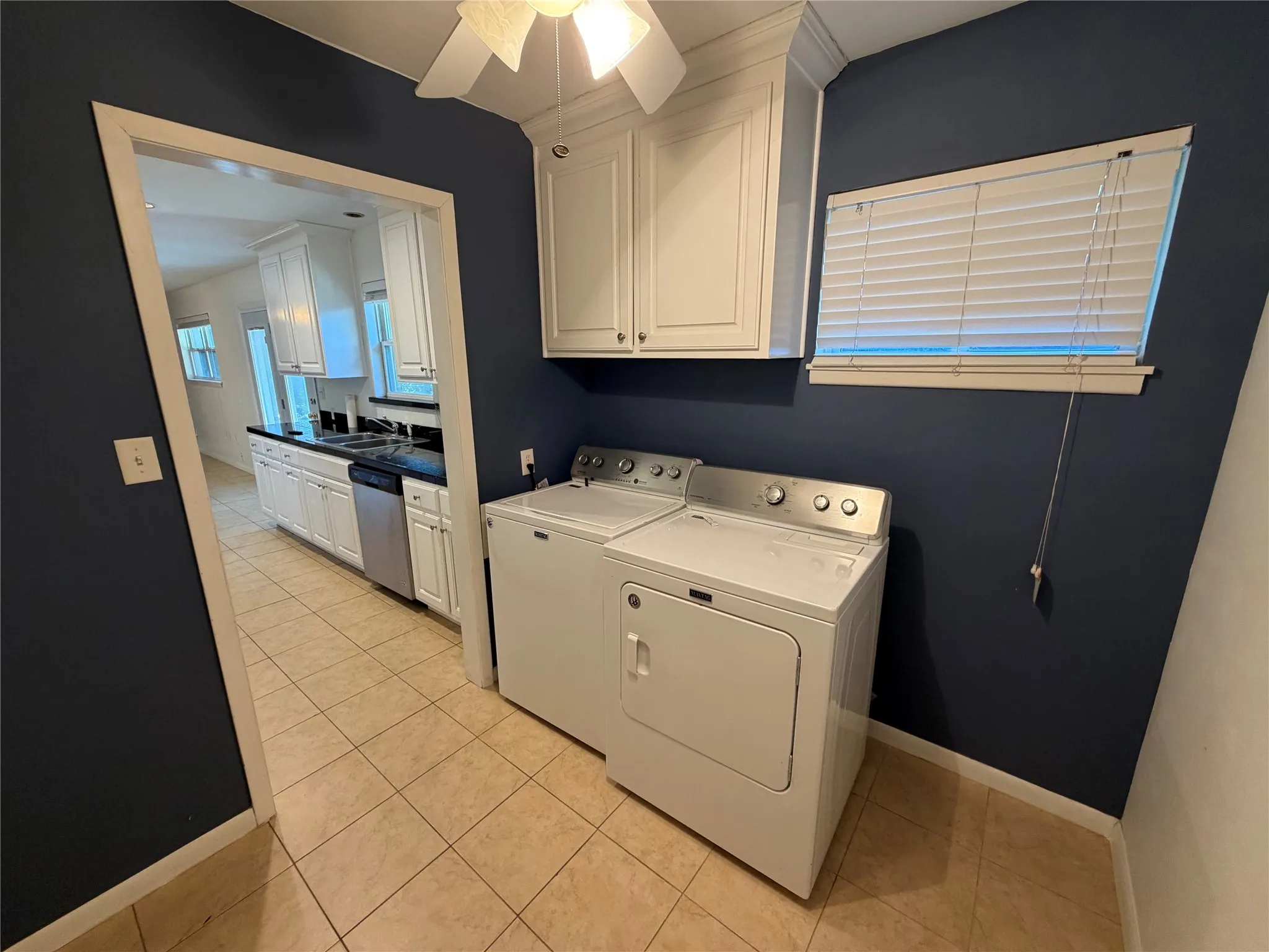 Single Family Residence For Rent in Parker County , 1437 W Ball Street, Weatherford, Texas 76086, 3 Bedroom, 2 Bathroom, 2 Garage spaces, 1,350 Sqft, built in 0, mls#21386362, Real Estate Agent in Weatherford, Homes For Rent in Parker county, Homes For Rent in Weatherford, Realtor in Weatherford Texas, Real Estate Brokerage Independent Realty Texas, Luminita Cordes Realtor