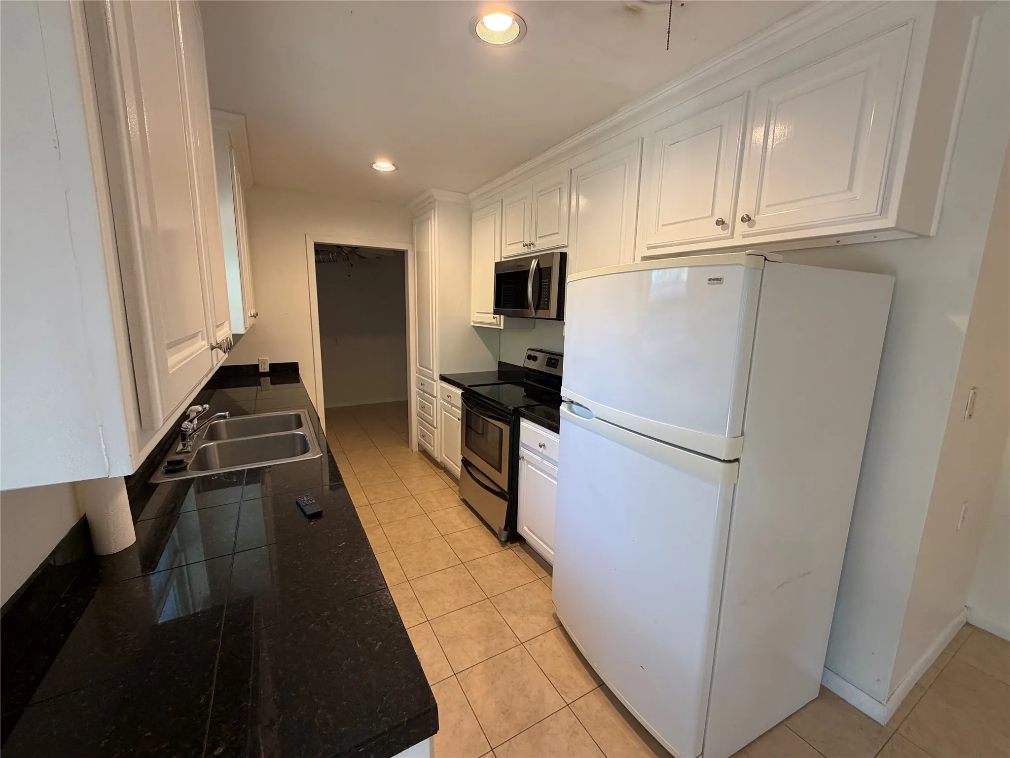 Single Family Residence For Rent in Parker County , 1437 W Ball Street, Weatherford, Texas 76086, 3 Bedroom, 2 Bathroom, 2 Garage spaces, 1,350 Sqft, built in 0, mls#21386362, Real Estate Agent in Weatherford, Homes For Rent in Parker county, Homes For Rent in Weatherford, Realtor in Weatherford Texas, Real Estate Brokerage Independent Realty Texas, Luminita Cordes Realtor