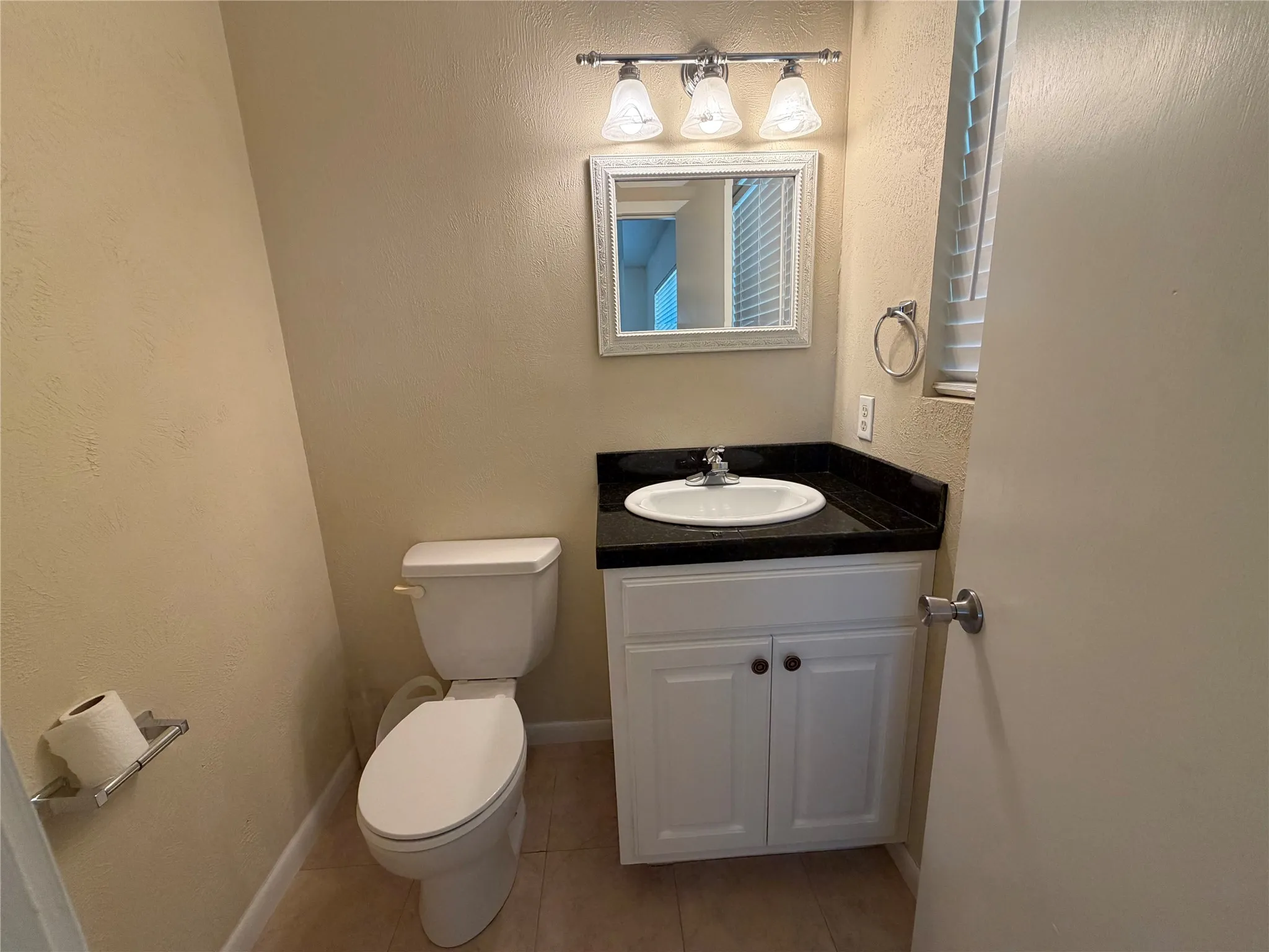 Single Family Residence For Rent in Parker County , 1437 W Ball Street, Weatherford, Texas 76086, 3 Bedroom, 2 Bathroom, 2 Garage spaces, 1,350 Sqft, built in 0, mls#21386362, Real Estate Agent in Weatherford, Homes For Rent in Parker county, Homes For Rent in Weatherford, Realtor in Weatherford Texas, Real Estate Brokerage Independent Realty Texas, Luminita Cordes Realtor