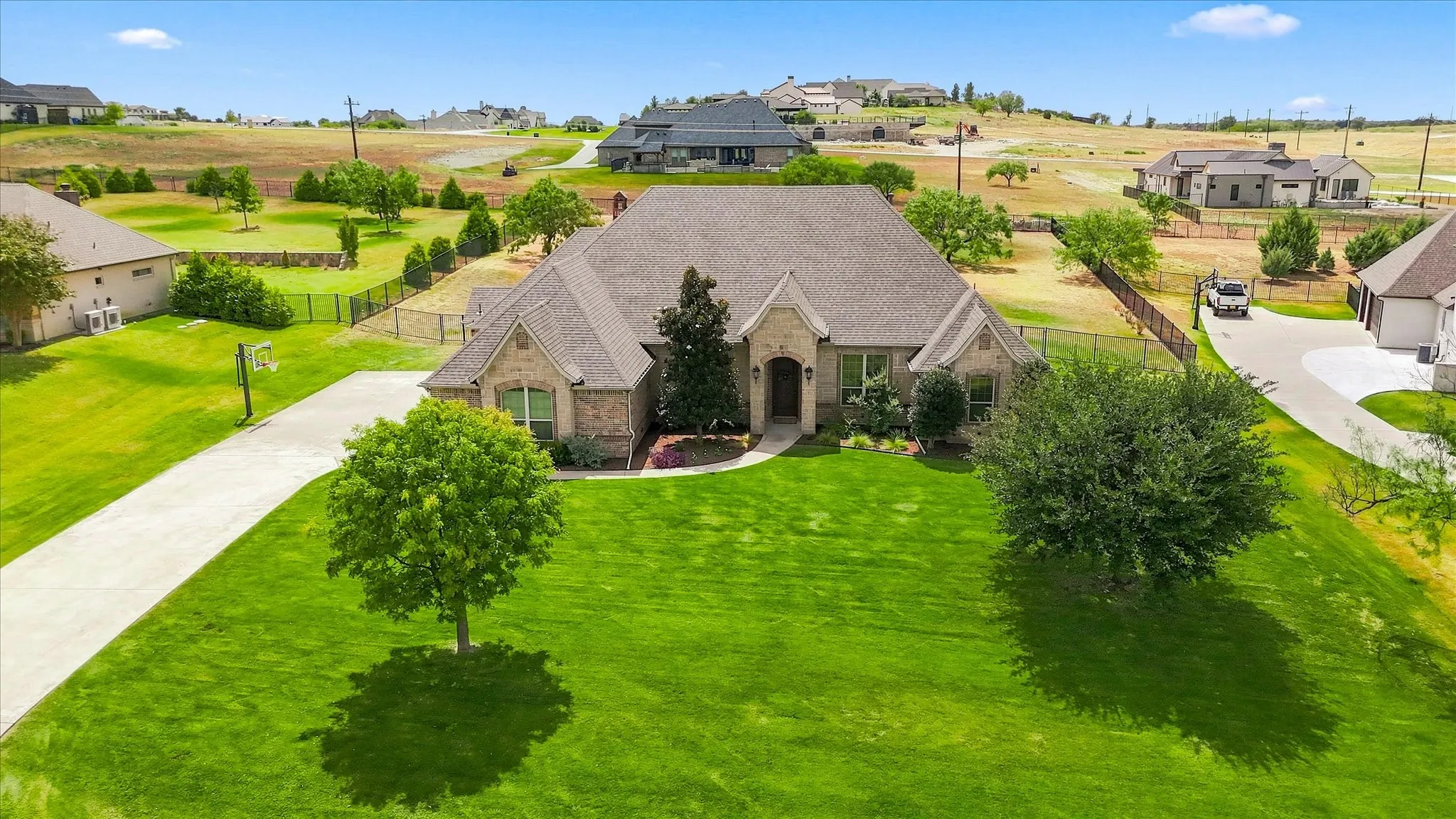 196 Bearclaw Cir on 1 acre with a private well