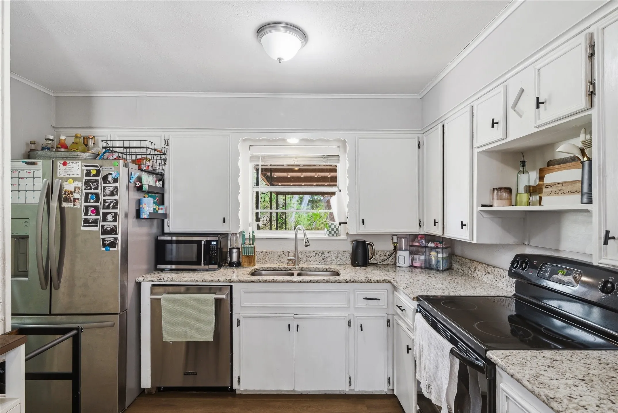 Single Family Residence For Sale in Van Zandt County , 700 Amy Street, Canton, Texas 75103, 3 Bedroom, 2 Bathroom, 2 Garage spaces, 1,581 Sqft, built in 1970, mls#21386720, Real Estate Agent in Canton, Homes For Sale in Van Zandt county, Homes For Sale in Canton, Realtor in Canton Texas, Real Estate Brokerage Independent Realty Texas, Luminita Cordes Realtor