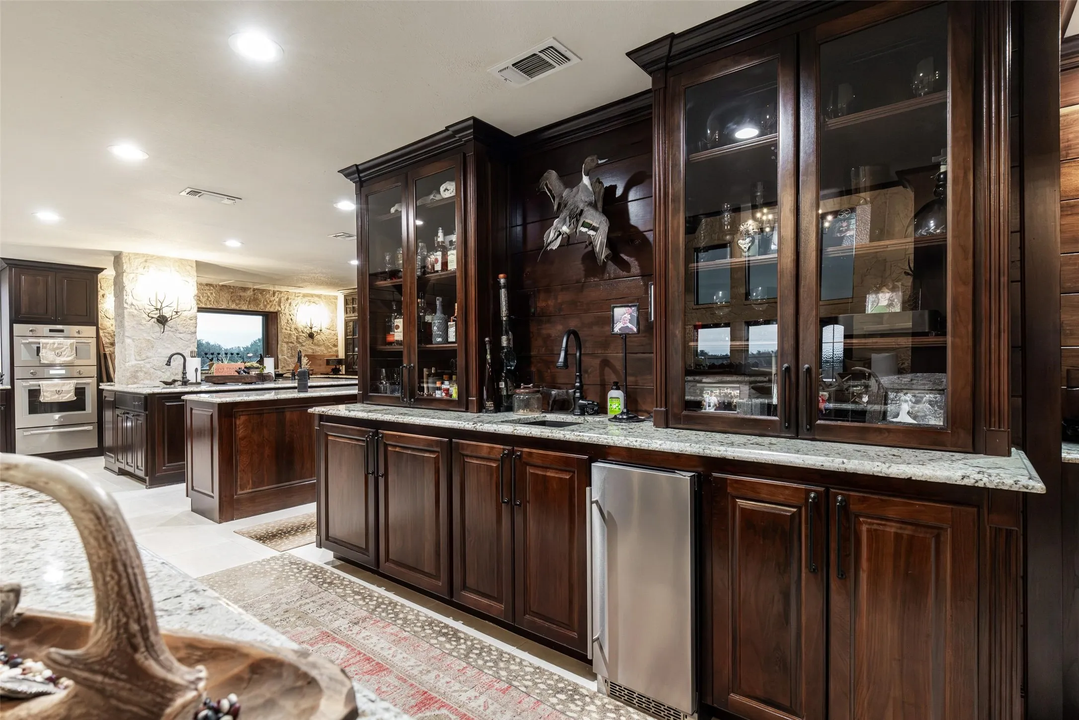 Single Family Residence For Sale in Mills County , 890 N FM 573, Mullin, Texas 76864, 6 Bedroom, 6 Bathroom, 5 Garage spaces, 7,242 Sqft, built in 2014, mls#21386437, Real Estate Agent in Mullin, Homes For Sale in Mills county, Homes For Sale in Mullin, Realtor in Mullin Texas, Real Estate Brokerage Independent Realty Texas, Luminita Cordes Realtor