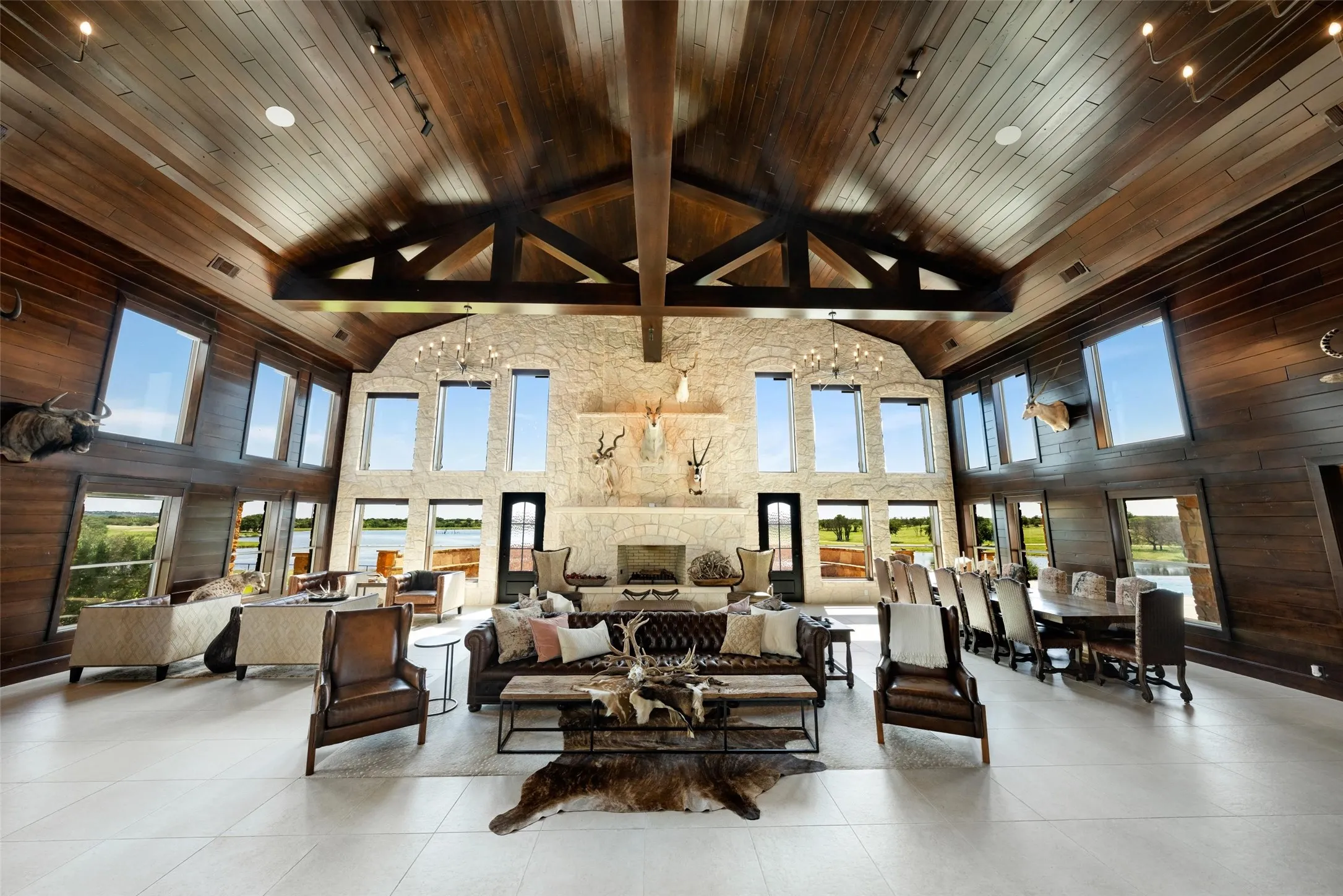 Single Family Residence For Sale in Mills County , 890 N FM 573, Mullin, Texas 76864, 6 Bedroom, 6 Bathroom, 5 Garage spaces, 7,242 Sqft, built in 2014, mls#21386437, Real Estate Agent in Mullin, Homes For Sale in Mills county, Homes For Sale in Mullin, Realtor in Mullin Texas, Real Estate Brokerage Independent Realty Texas, Luminita Cordes Realtor