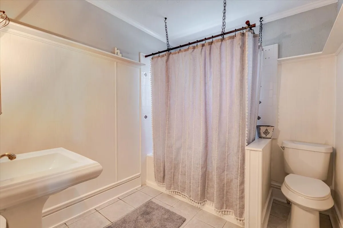 Single Family Residence For Sale in Hood County , 6515 Contrary Creek Road, Granbury, Texas 76048, 2 Bedroom, 2 Bathroom, Garage spaces, 1,225 Sqft, built in 1994, mls#21386456, Real Estate Agent in Granbury, Homes For Sale in Hood county, Homes For Sale in Granbury, Realtor in Granbury Texas, Real Estate Brokerage Independent Realty Texas, Luminita Cordes Realtor