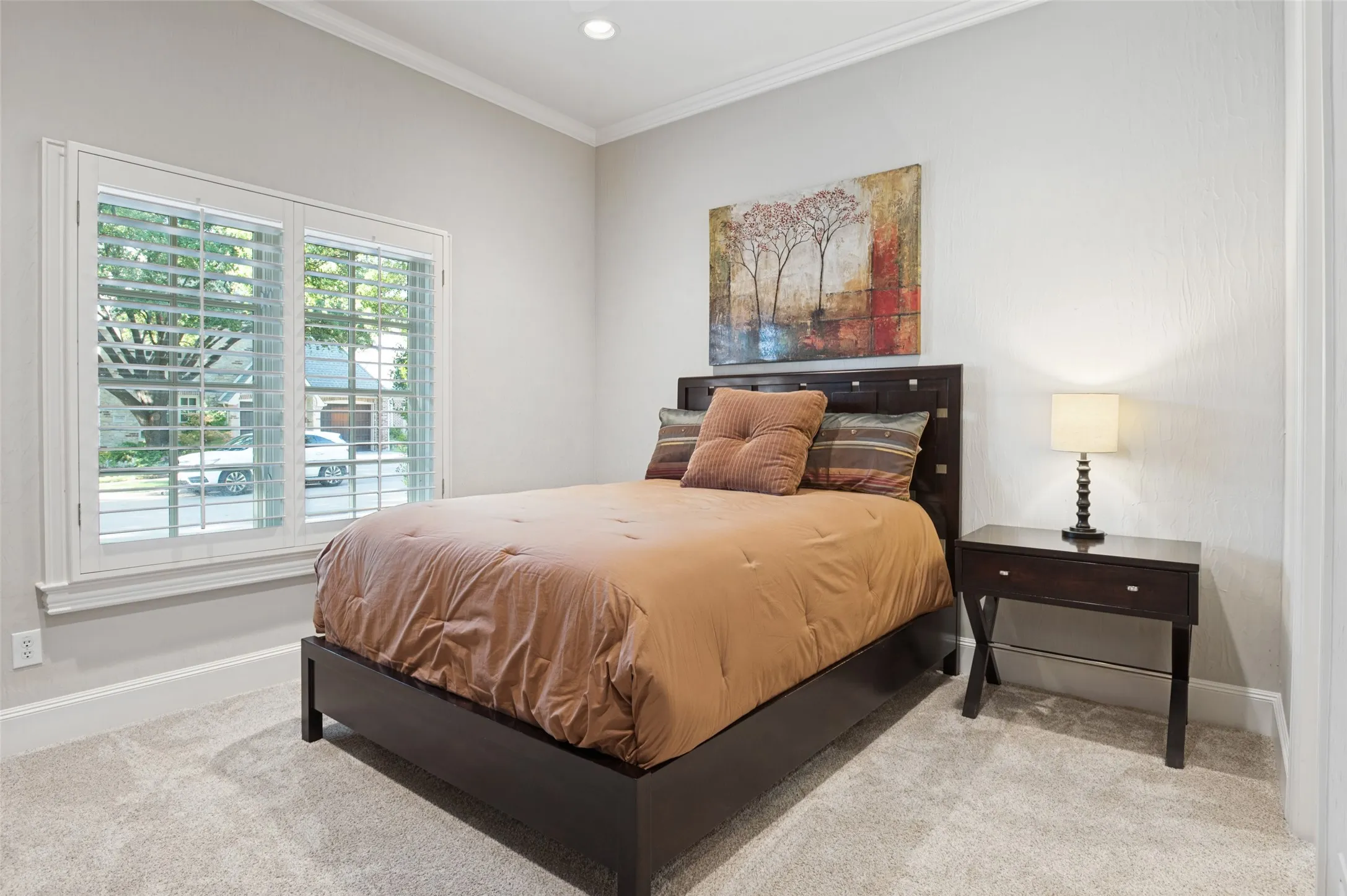 Single Family Residence For Sale in Collin County , 5929 Newgate Lane, Plano, Texas 75093, 3 Bedroom, 3 Bathroom, 2 Garage spaces, 2,734 Sqft, built in 1995, mls#21383878, Real Estate Agent in Plano, Homes For Sale in Collin county, Homes For Sale in Plano, Realtor in Plano Texas, Real Estate Brokerage Independent Realty Texas, Luminita Cordes Realtor