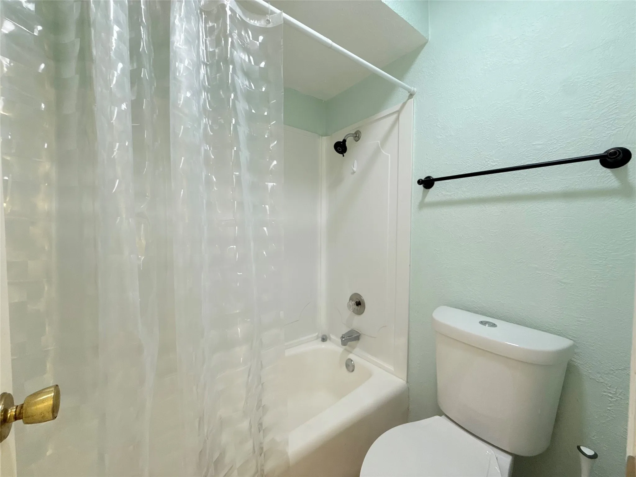Single Family Residence For Sale in Dallas County , 3131 Wycliff Avenue, Dallas, Texas 75219, 2 Bedroom, 2 Bathroom, 1 Garage spaces, 1,445 Sqft, built in 1974, mls#21386748, Real Estate Agent in Dallas, Homes For Sale in Dallas county, Homes For Sale in Dallas, Realtor in Dallas Texas, Real Estate Brokerage Independent Realty Texas, Luminita Cordes Realtor