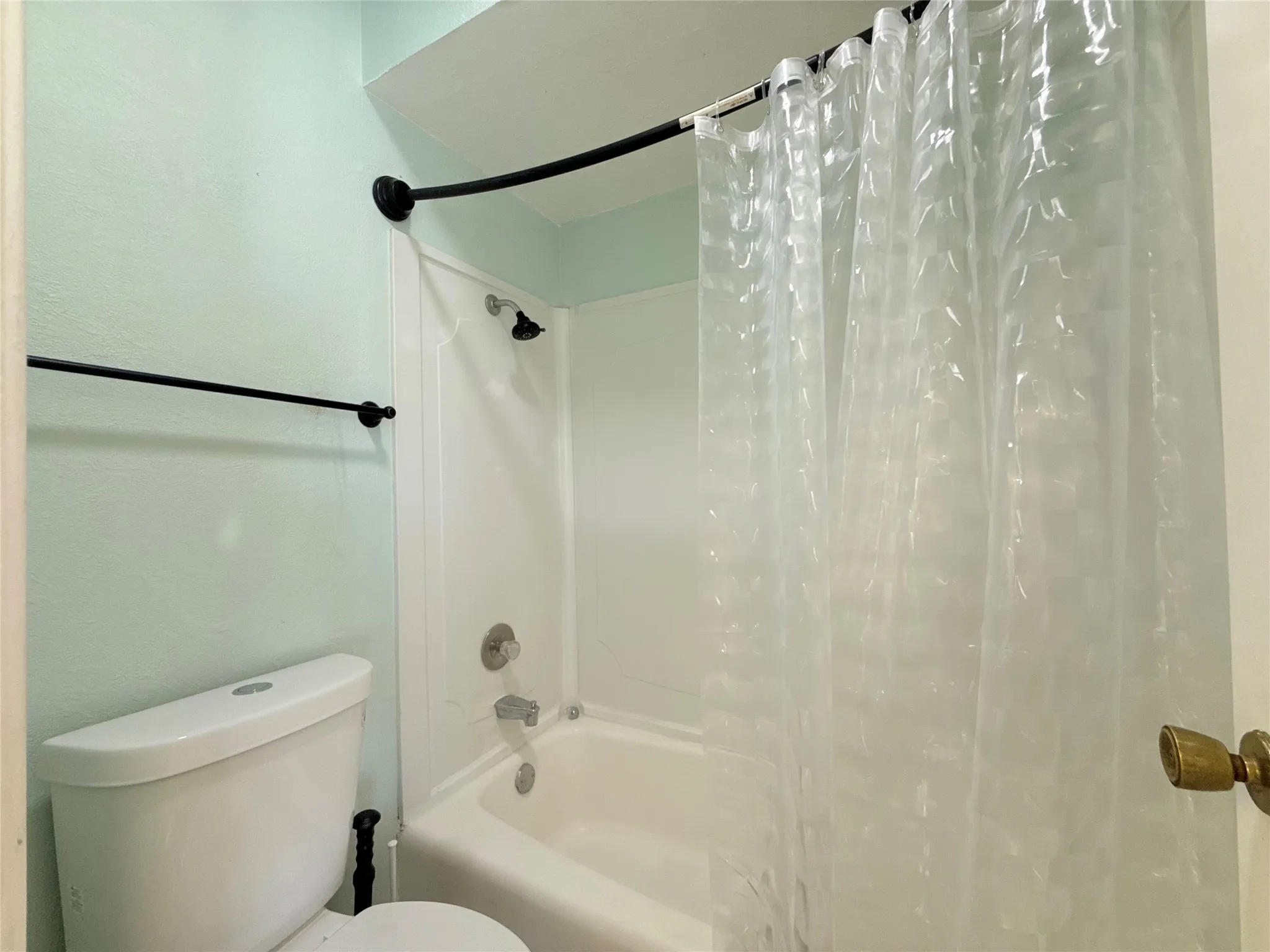 Single Family Residence For Sale in Dallas County , 3131 Wycliff Avenue, Dallas, Texas 75219, 2 Bedroom, 2 Bathroom, 1 Garage spaces, 1,445 Sqft, built in 1974, mls#21386748, Real Estate Agent in Dallas, Homes For Sale in Dallas county, Homes For Sale in Dallas, Realtor in Dallas Texas, Real Estate Brokerage Independent Realty Texas, Luminita Cordes Realtor