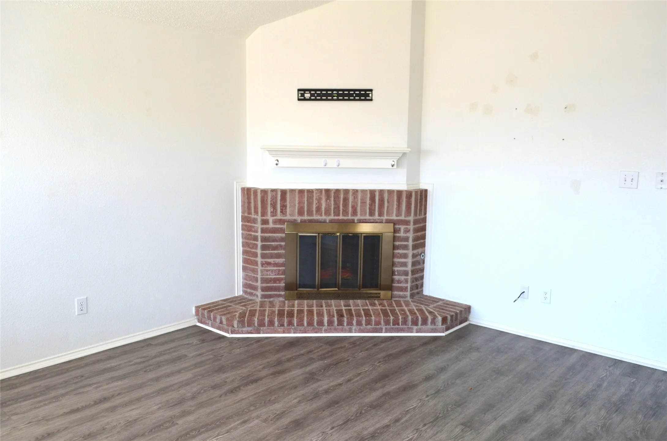 Single Family Residence For Sale in Dallas County , 3994 Sword Dancer Way, Grand Prairie, Texas 75052, 4 Bedroom, 3 Bathroom, 2 Garage spaces, 2,338 Sqft, built in 1994, mls#21382737, Real Estate Agent in Grand Prairie, Homes For Sale in Dallas county, Homes For Sale in Grand Prairie, Realtor in Grand Prairie Texas, Real Estate Brokerage Independent Realty Texas, Luminita Cordes Realtor