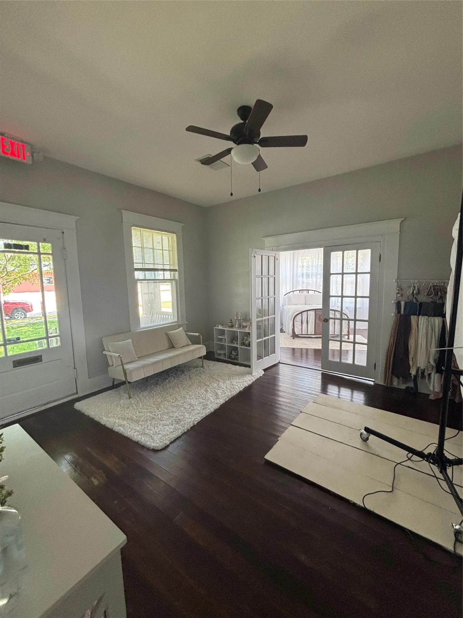 Single Family Residence For Rent in Fannin County , 311 W Sam Rayburn Drive, Bonham, Texas 75418, 2 Bedroom, 1 Bathroom, Garage spaces, 1,215 Sqft, built in 1905, mls#21365219, Real Estate Agent in Bonham, Homes For Rent in Fannin county, Homes For Rent in Bonham, Realtor in Bonham Texas, Real Estate Brokerage Independent Realty Texas, Luminita Cordes Realtor