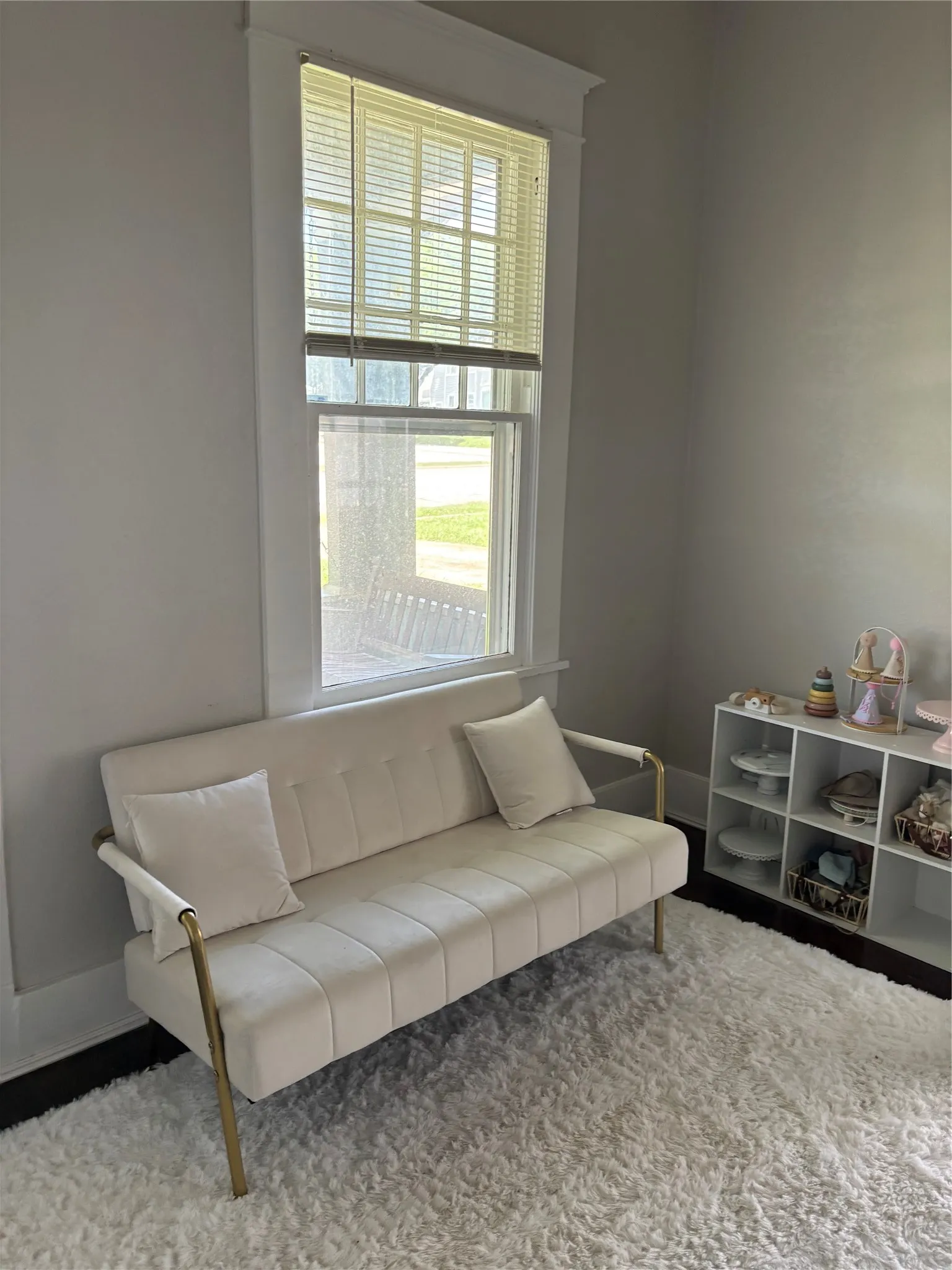 Single Family Residence For Rent in Fannin County , 311 W Sam Rayburn Drive, Bonham, Texas 75418, 2 Bedroom, 1 Bathroom, Garage spaces, 1,215 Sqft, built in 1905, mls#21365219, Real Estate Agent in Bonham, Homes For Rent in Fannin county, Homes For Rent in Bonham, Realtor in Bonham Texas, Real Estate Brokerage Independent Realty Texas, Luminita Cordes Realtor