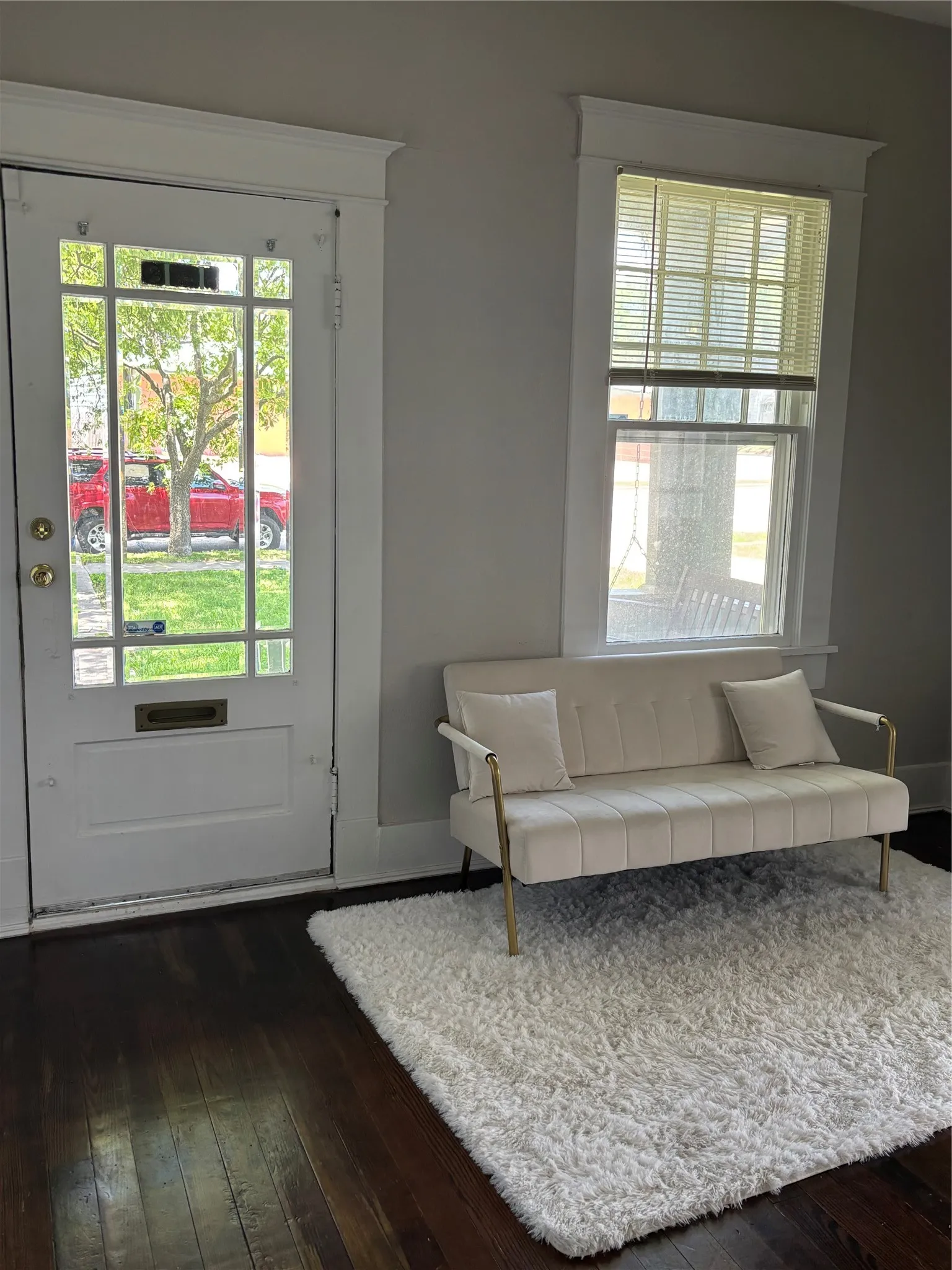 Single Family Residence For Rent in Fannin County , 311 W Sam Rayburn Drive, Bonham, Texas 75418, 2 Bedroom, 1 Bathroom, Garage spaces, 1,215 Sqft, built in 1905, mls#21365219, Real Estate Agent in Bonham, Homes For Rent in Fannin county, Homes For Rent in Bonham, Realtor in Bonham Texas, Real Estate Brokerage Independent Realty Texas, Luminita Cordes Realtor